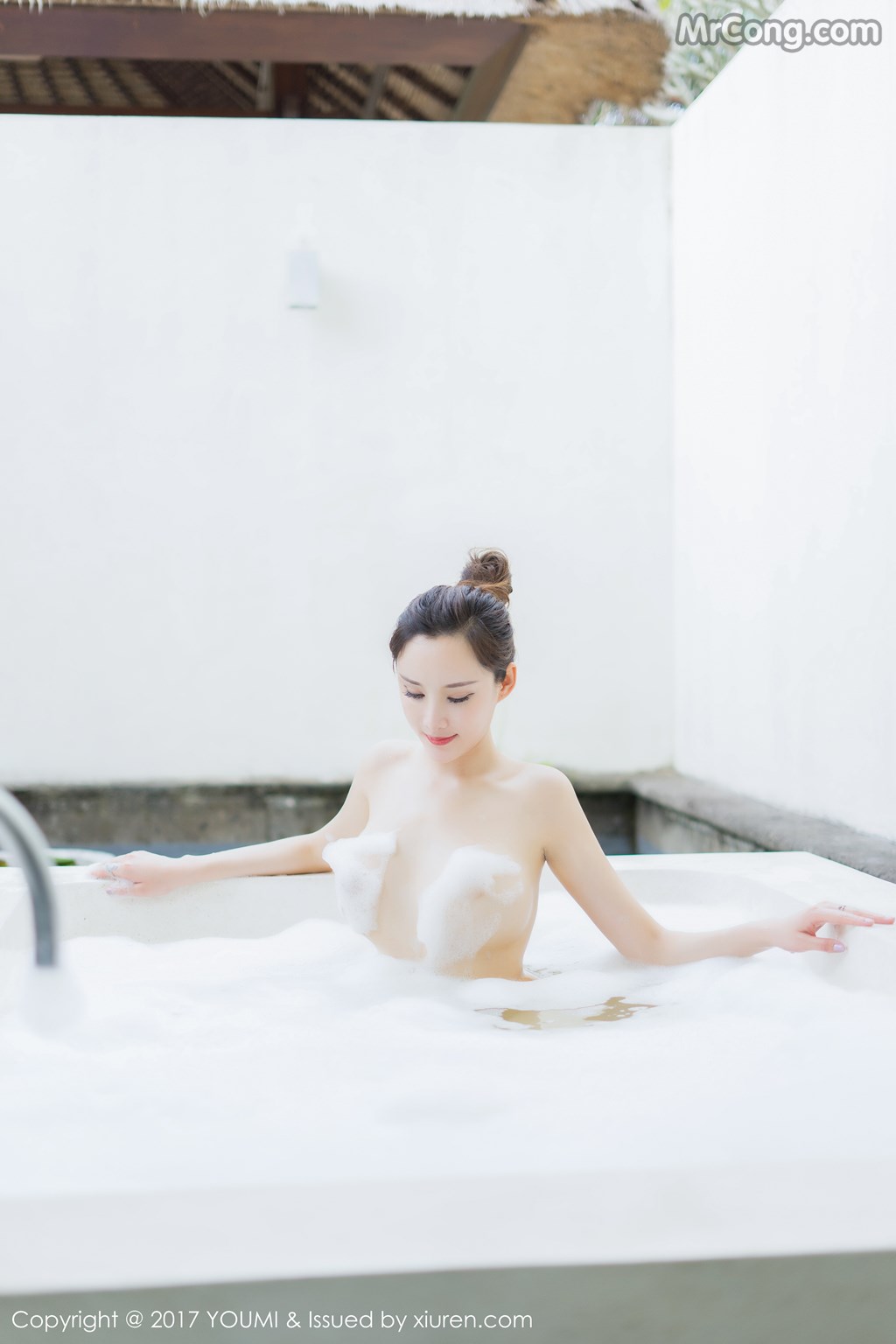 YouMi Vol.049: Model 土肥 圆 矮 挫 穷 (49 photos) No.fbfee6