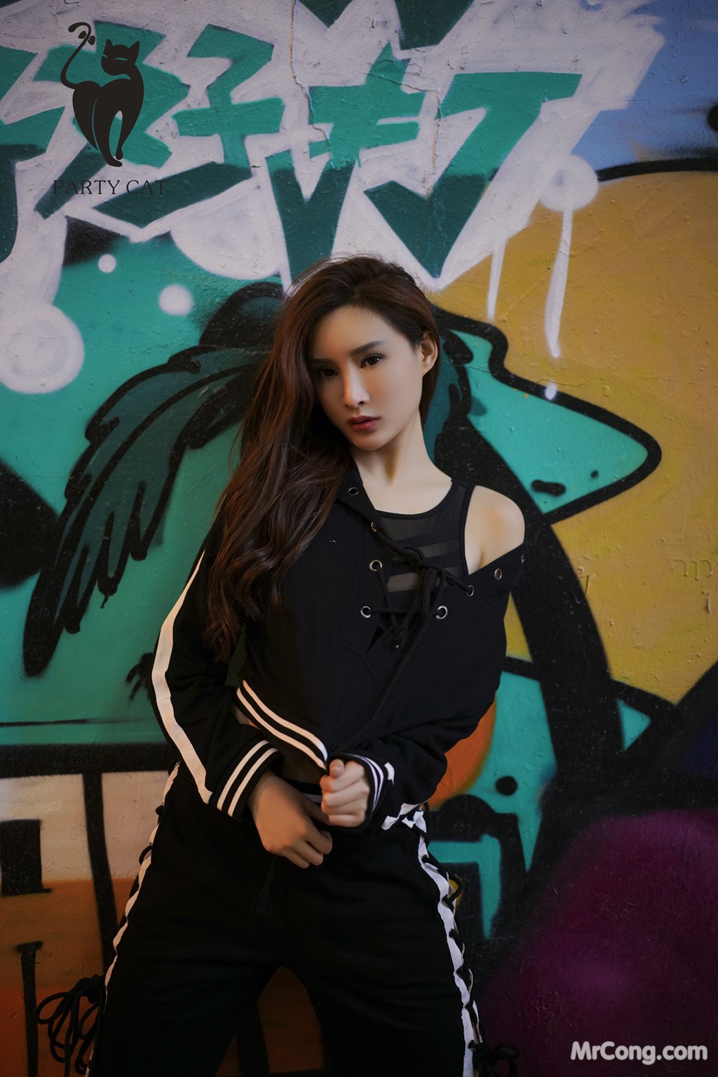PartyCat Vol.010: Model 土肥 圆 矮 挫 穷 (41 photos) No.caf8b1