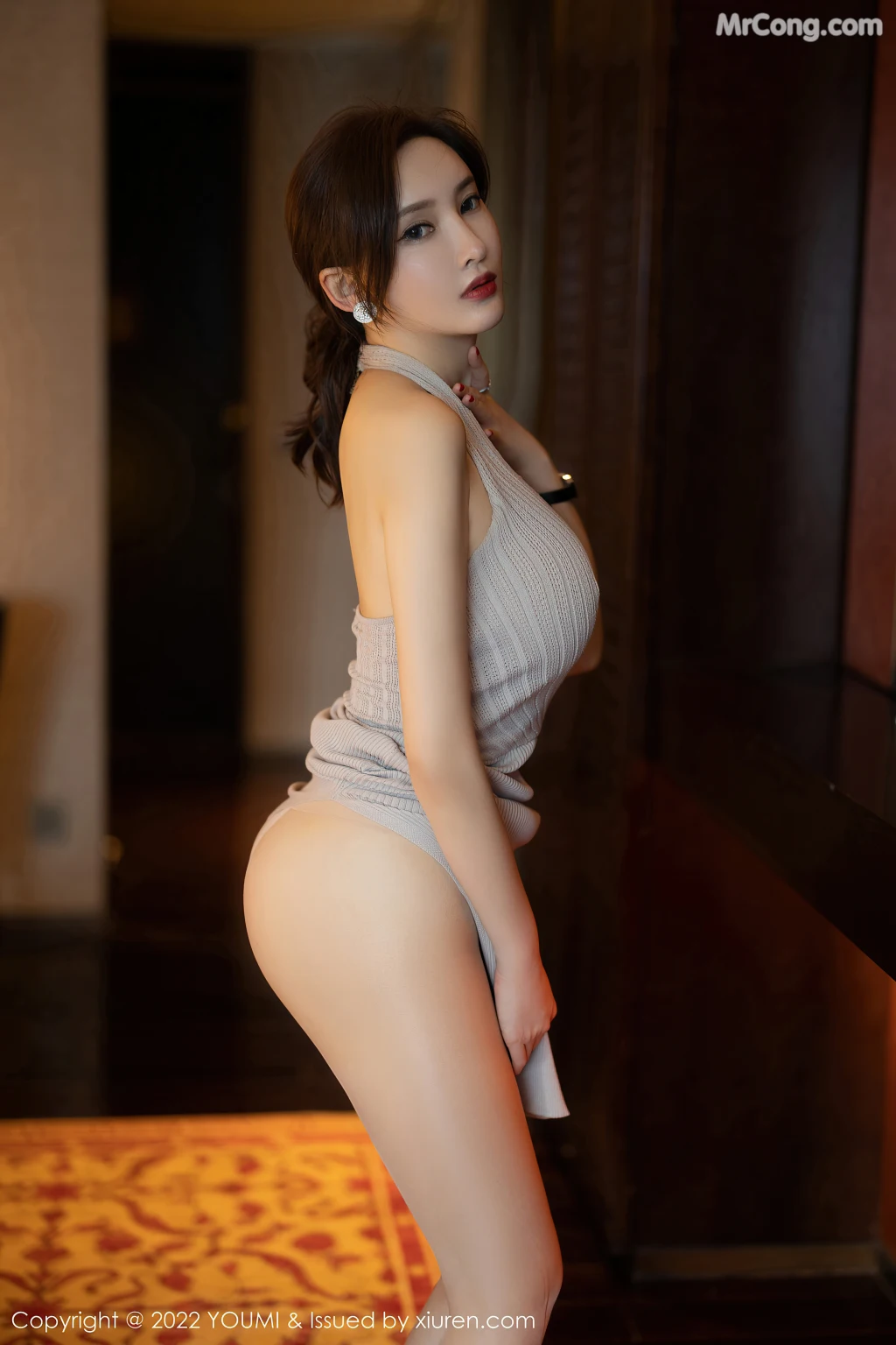 YouMi Vol.838: 奶瓶土肥圆矮挫丑黑穷 (Tu Fei Yuan Ai Cuo Qiong) (90 photos) No.c59d15