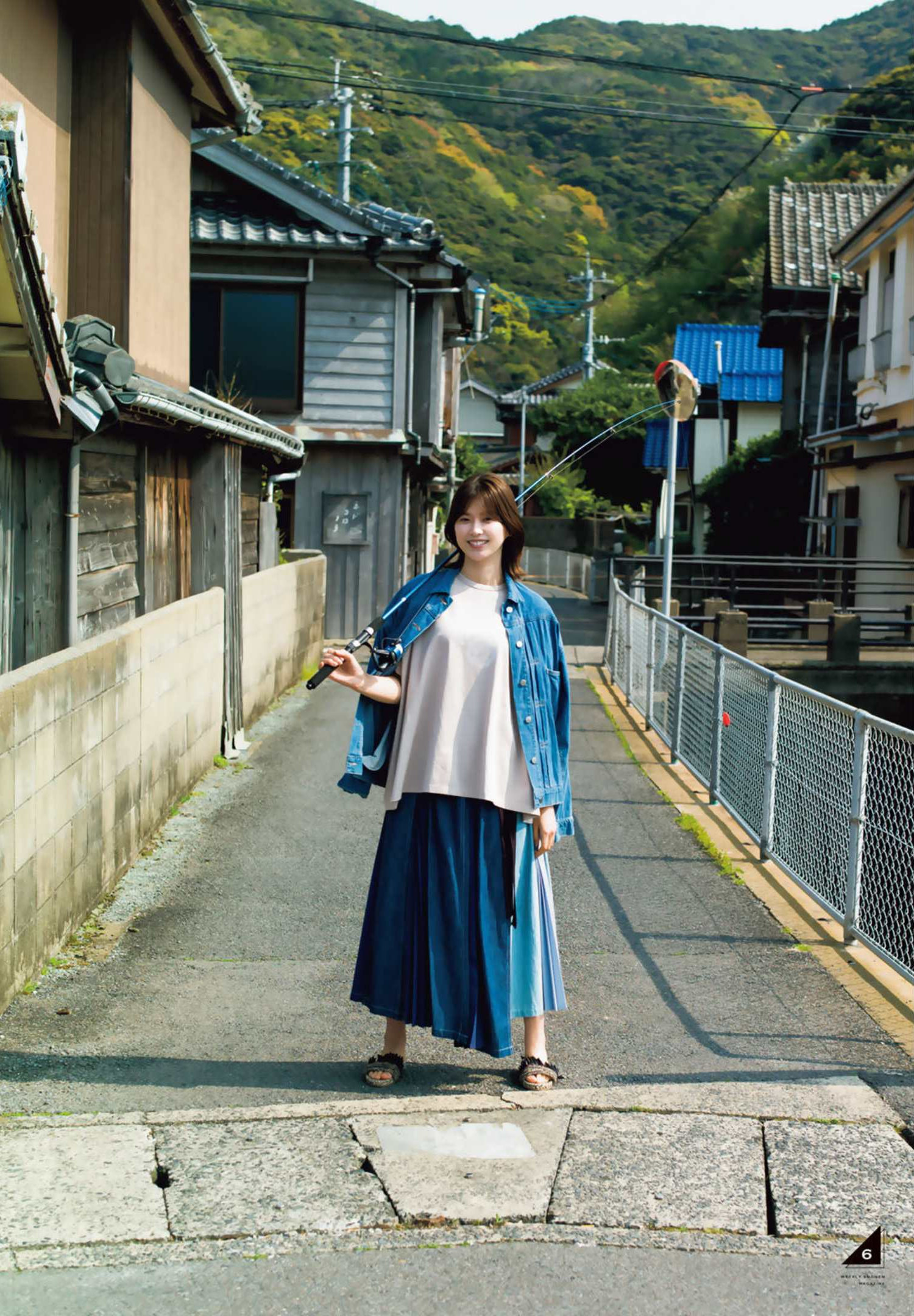 Risa Watanabe 渡邉理佐, Shonen Magazine 2022 No.24 (週刊少年マガジン 2022年24号)