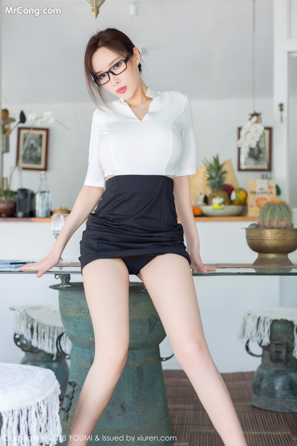 YouMi Vol.155: Model 土肥 圆 矮 挫 穷 (47 photos) No.3915c7