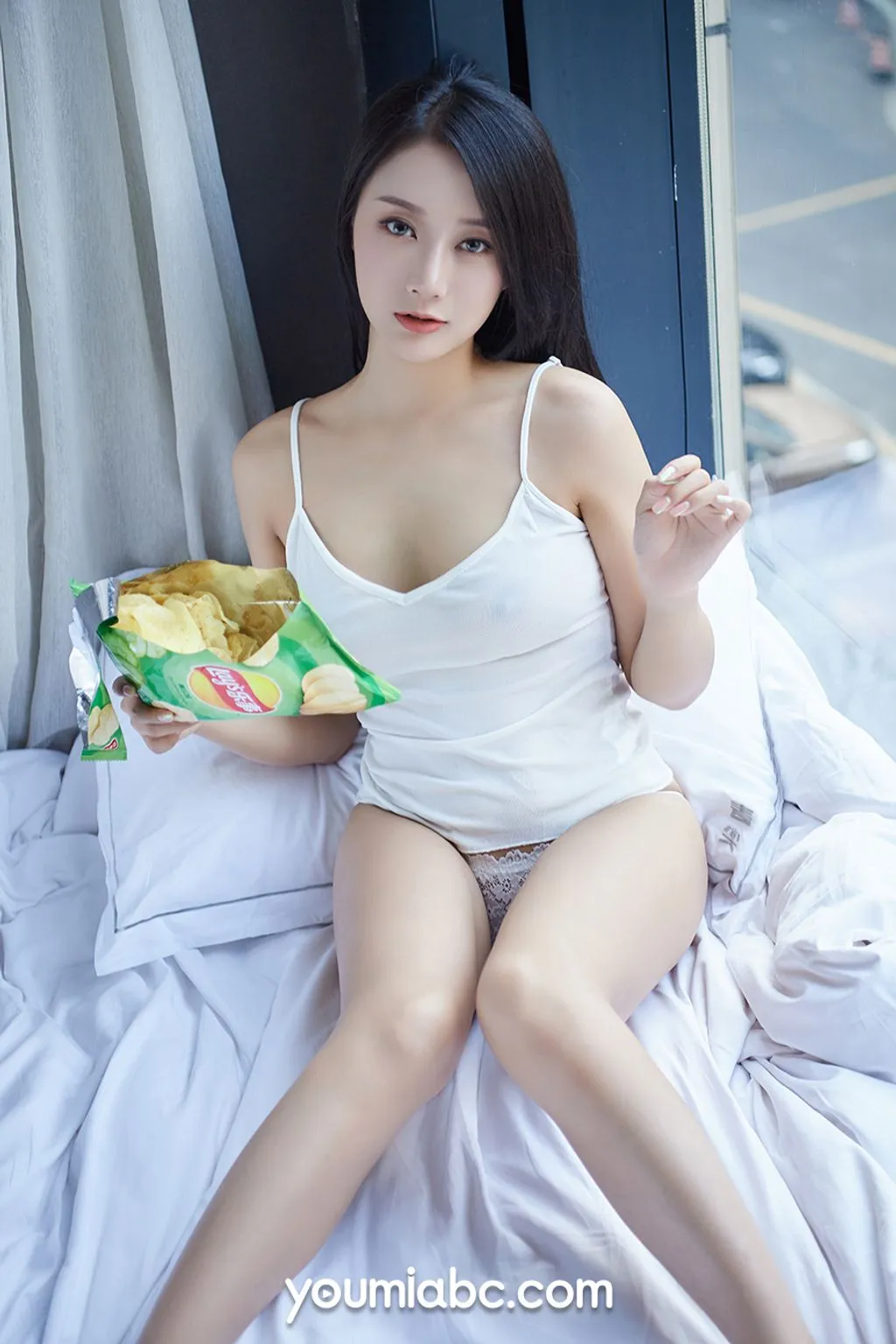 YouMi 尤 蜜 2019-12-01 He Jia Ying (何嘉颖) (28 pictures) No.bc45c2