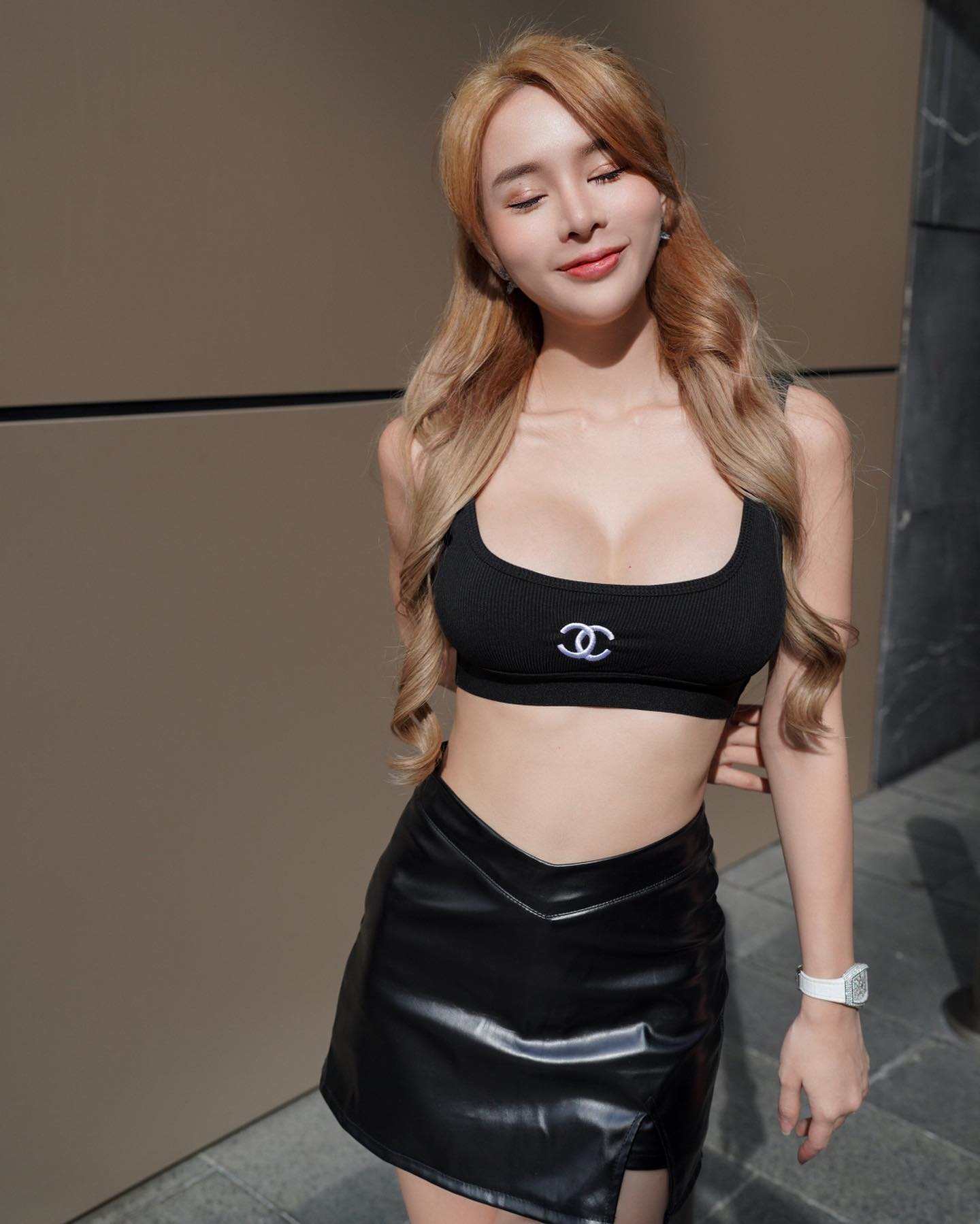 DJ VALENT WOO 鄔唯 No.4 61 DJ VALENT WOO 鄔唯 No.4