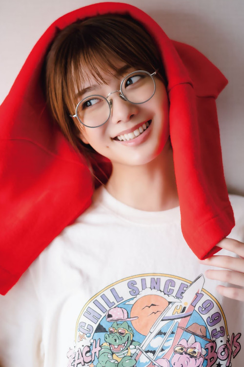 Tamura Hono 田村保乃, Shonen Magazine 2023 No.28 (週刊少年マガジン 2023年28号) 2 Tamura Hono 田村保乃, Shonen Magazine 2023 No.28 (週刊少年マガジン 2023年28号)