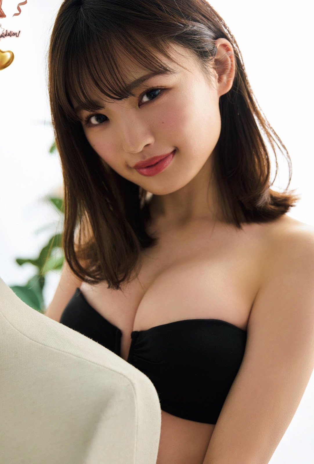 Shinzawa Nao 新澤菜央, Platinum Flash 2022 Vol.18