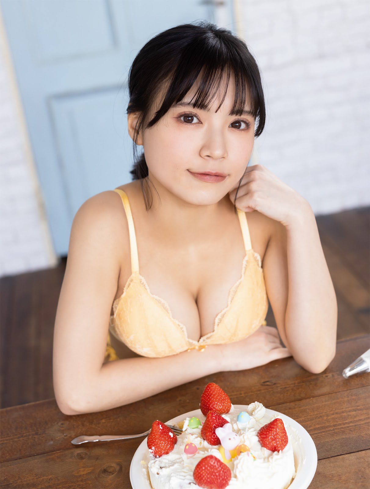 Sumino Wakana 隅野和奏, Platinum Flash 2023.02 Vol.21