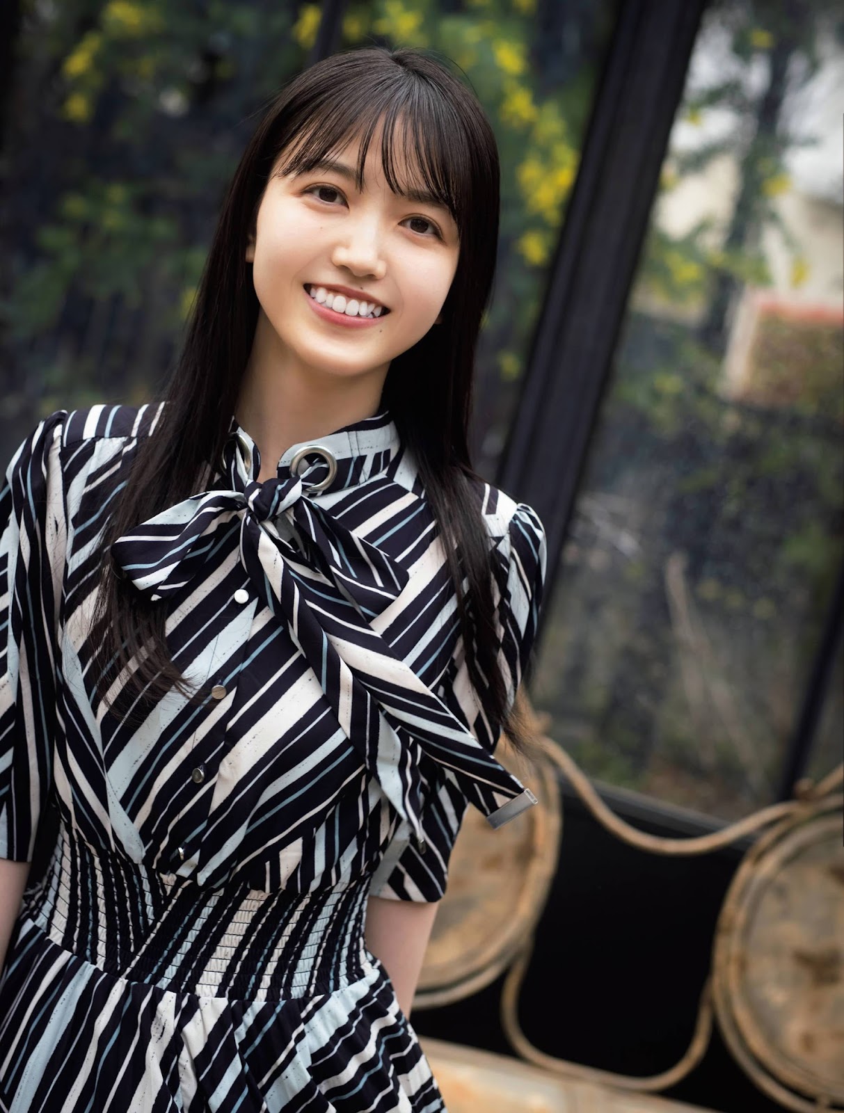 Kubo Shiori 久保史緒里, Platinum Flash 2022 Vol.18 6 Kubo Shiori 久保史緒里, Platinum Flash 2022 Vol.18