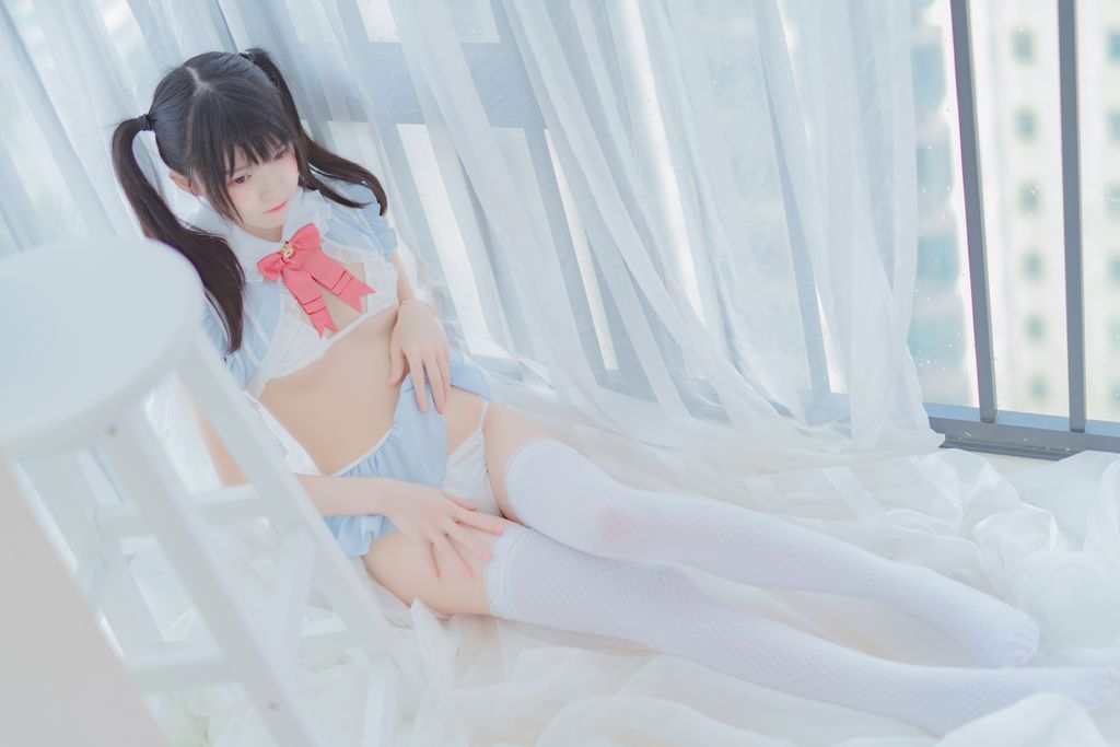 Coser @ 桜 桃 喵 Vol.005 爱丽丝 的 兔子 + 特写 (76 photos)