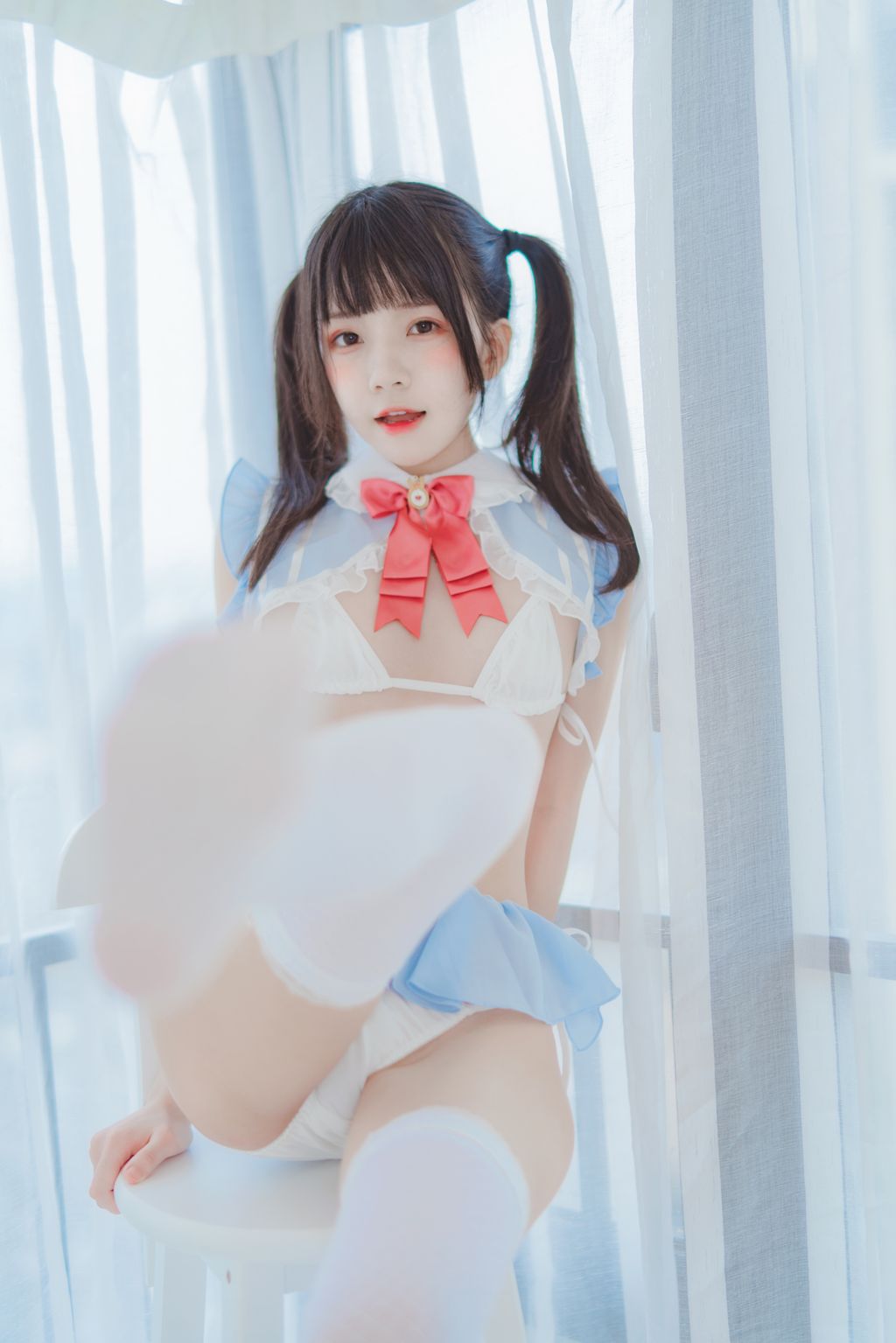 Coser @ 桜 桃 喵 Vol.005 爱丽丝 的 兔子 + 特写 (76 photos)