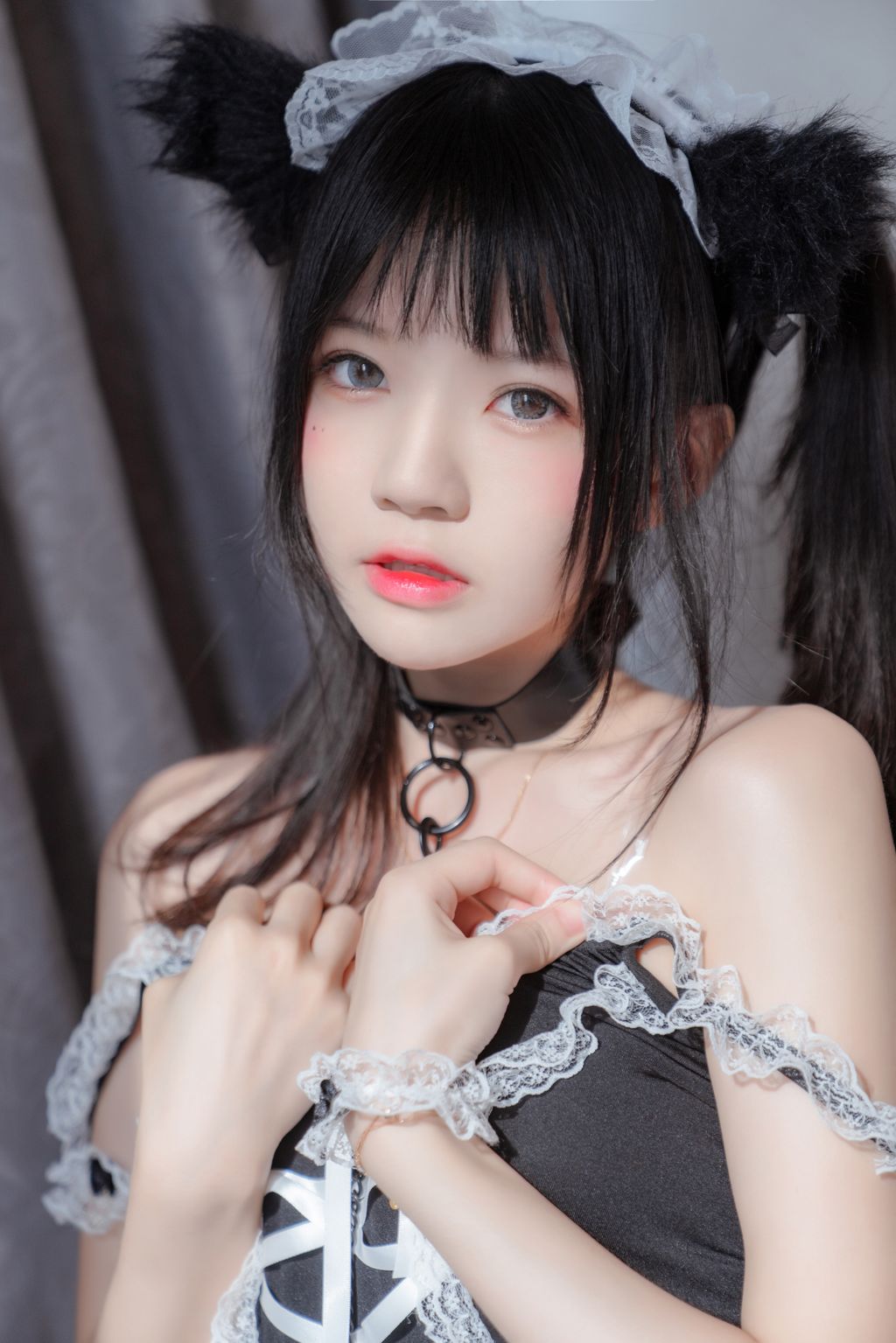 Coser @ 桜 桃 喵 Vol.021 黑猫 妹 抖 (黑猫 女仆) (78 photos)