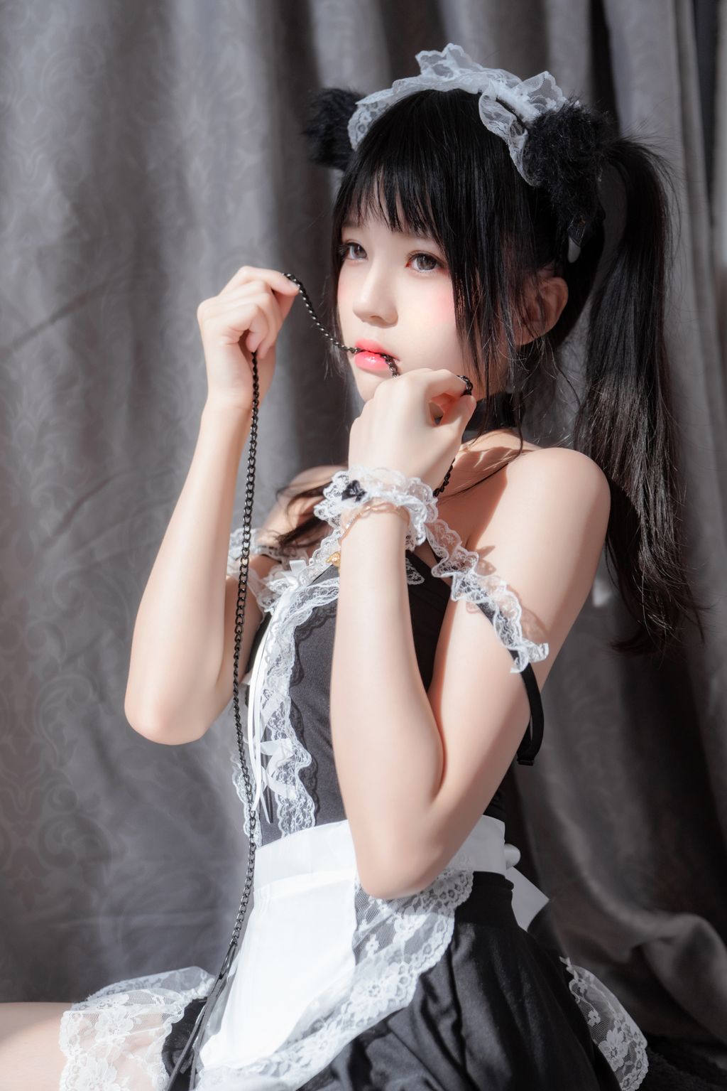 Coser @ 桜 桃 喵 Vol.021 黑猫 妹 抖 (黑猫 女仆) (78 photos)