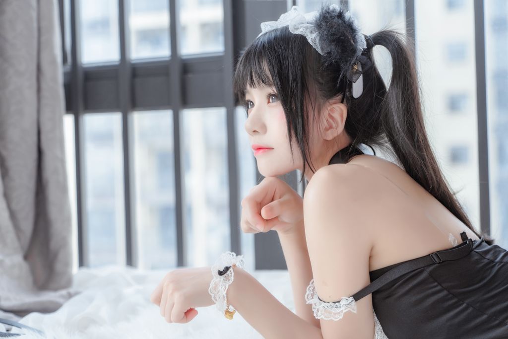 Coser @ 桜 桃 喵 Vol.021 黑猫 妹 抖 (黑猫 女仆) (78 photos)