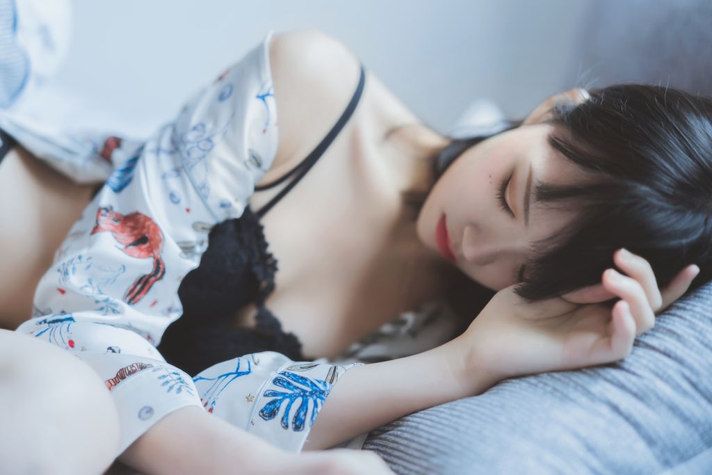 Coser @ 桜 桃 喵 Vol.035 倦 (32 photos)