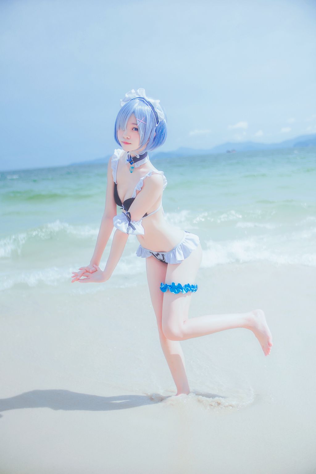 Coser @ 桜 桃 喵 Vol.036 蕾姆 水 着 (48 photos)