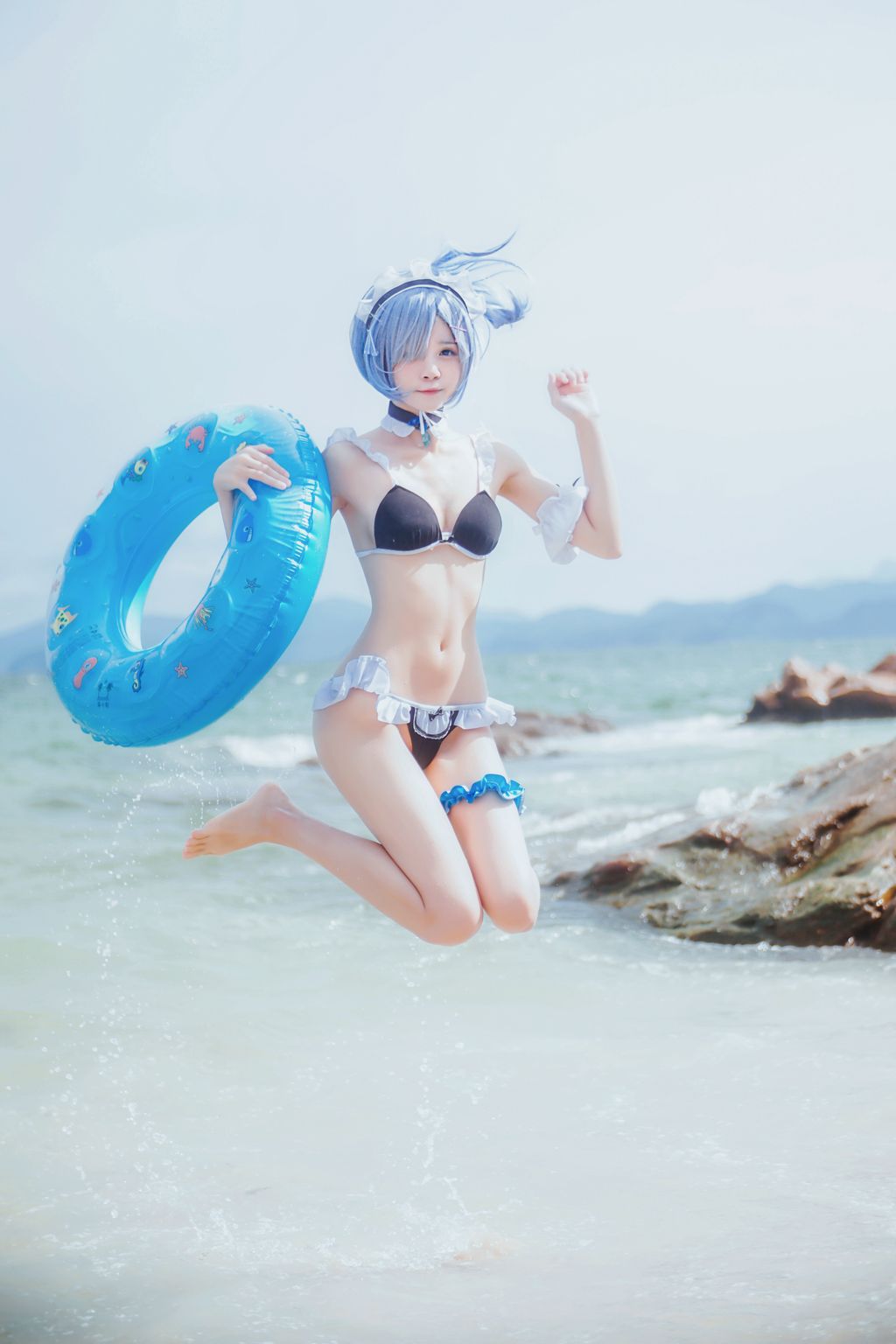 Coser @ 桜 桃 喵 Vol.036 蕾姆 水 着 (48 photos)