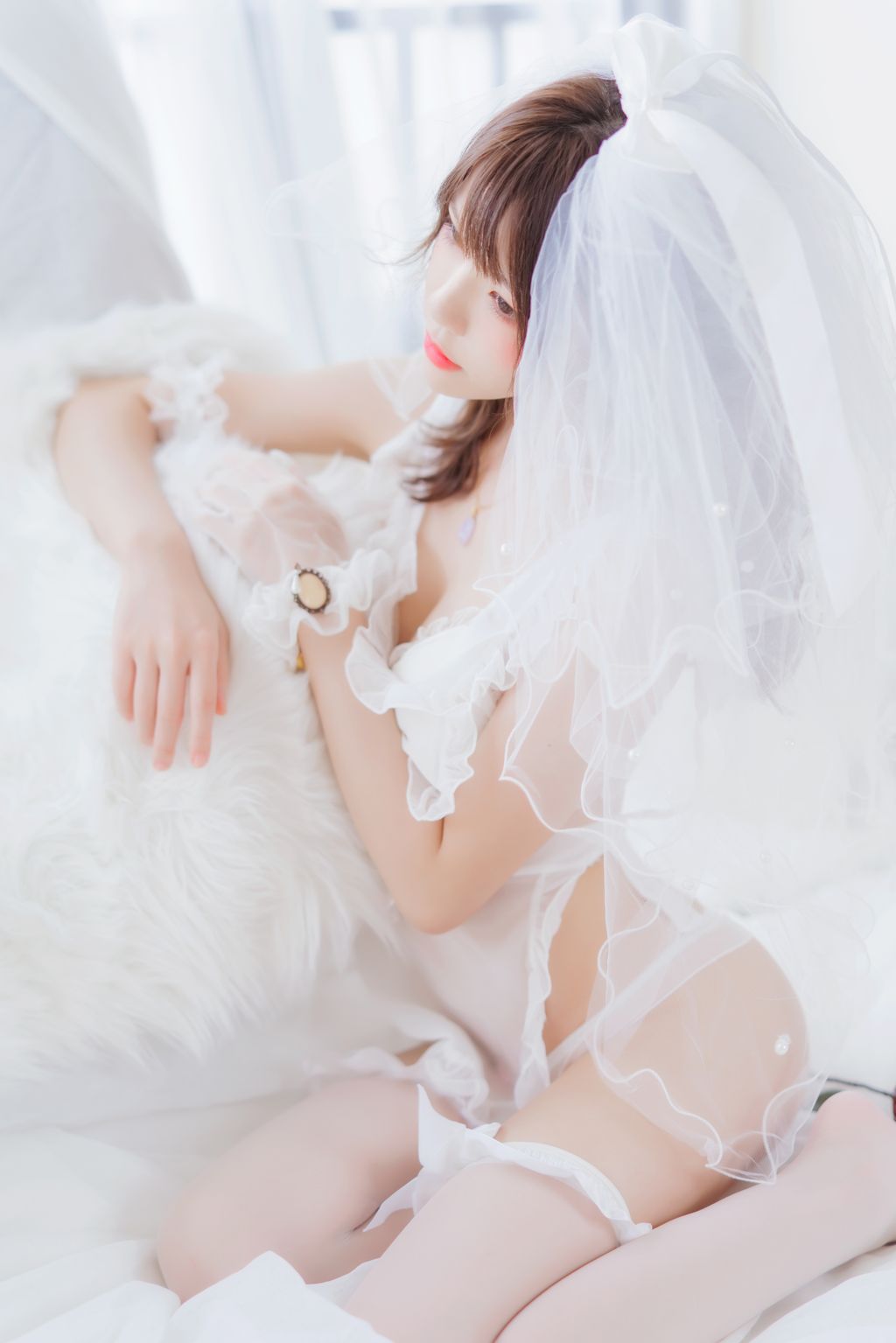 Coser @ 桜 桃 喵 Vol.040 轻纱 02 (34 photos)