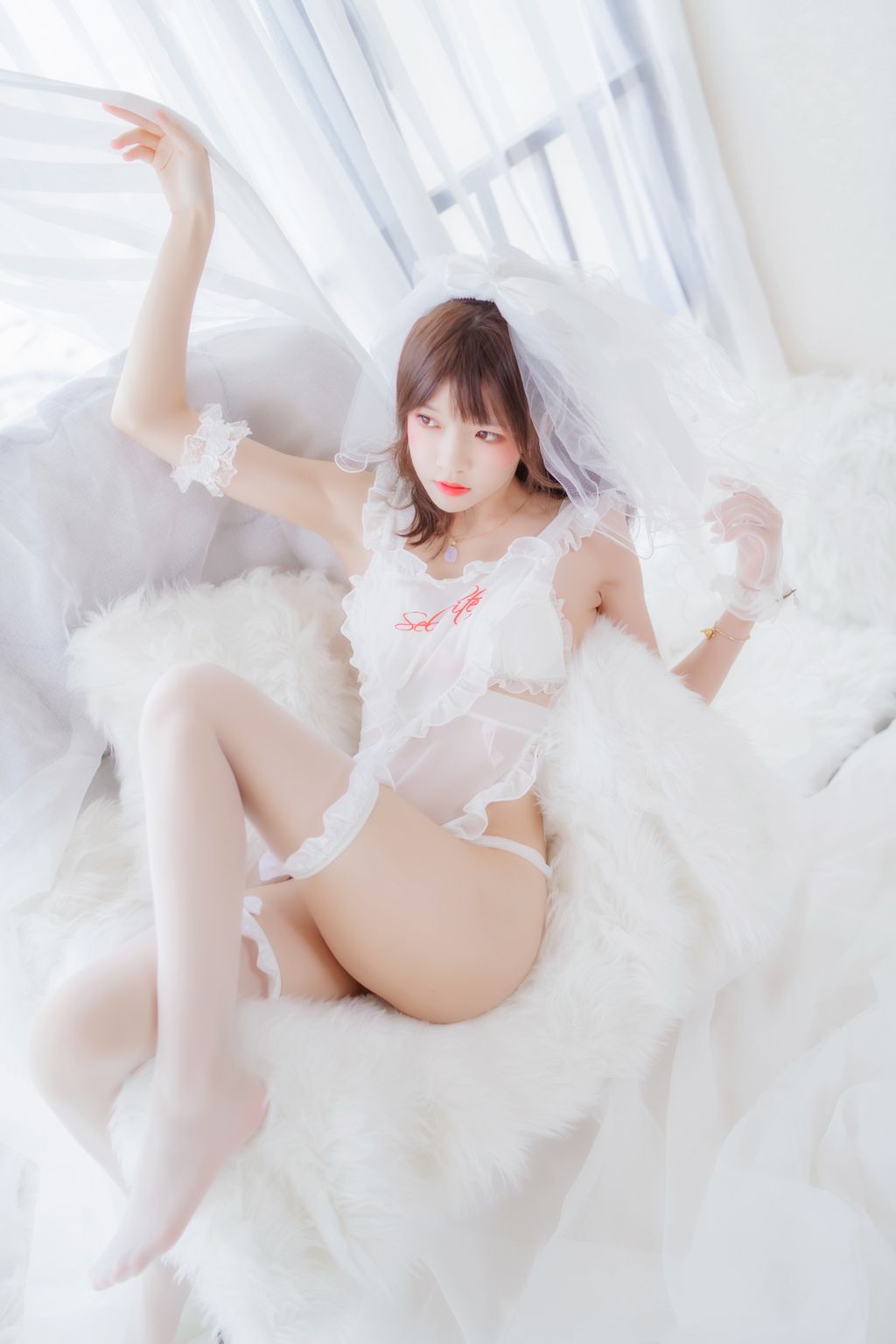 Coser @ 桜 桃 喵 Vol.040 轻纱 02 (34 photos)