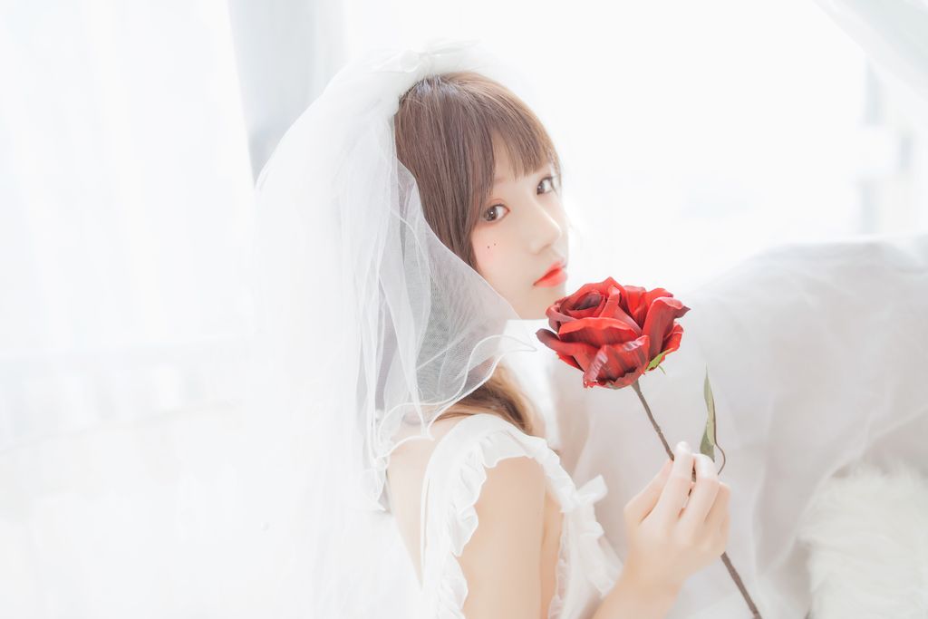 Coser @ 桜 桃 喵 Vol.040 轻纱 02 (34 photos)