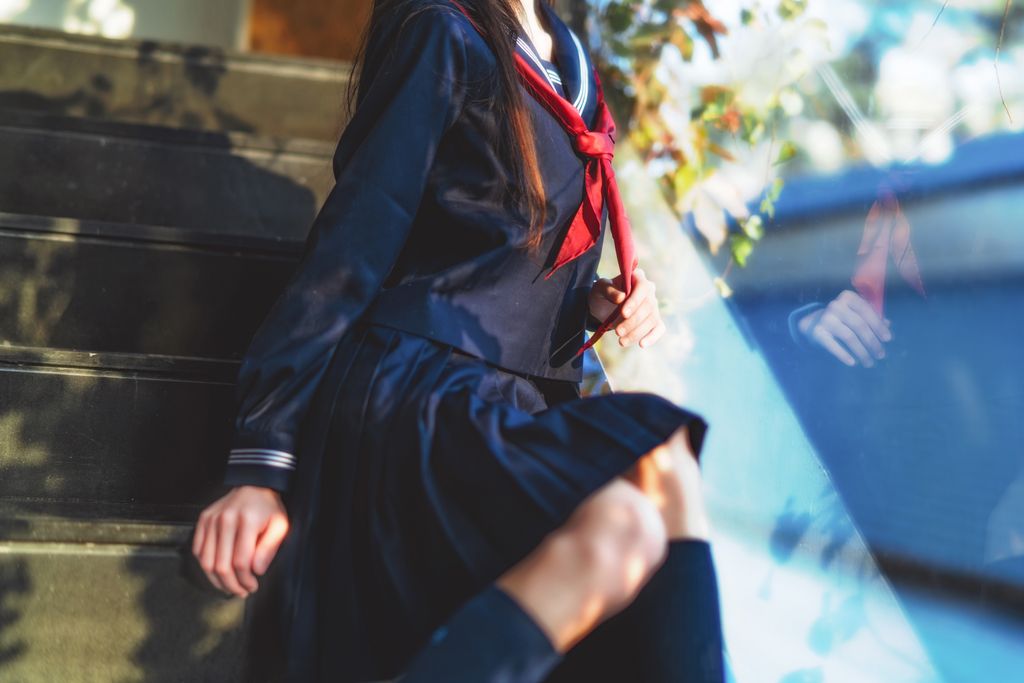 Coser @ 桜 桃 喵 Vol.067 制服 (50 photos)