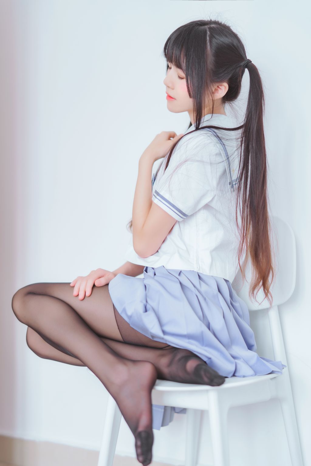 Coser @ 桜 桃 喵 Vol.068 校服 黑丝 (49 photos)