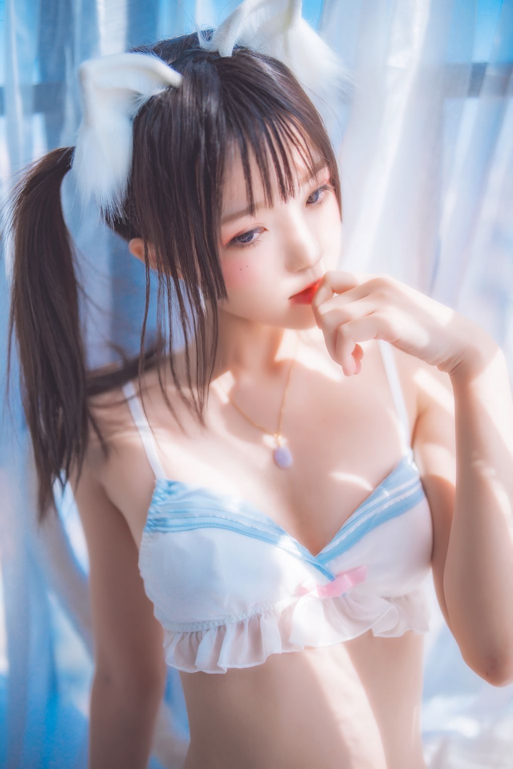 Coser @ 桜 桃 喵 Vol.069 一只 恋爱 (44 photos)