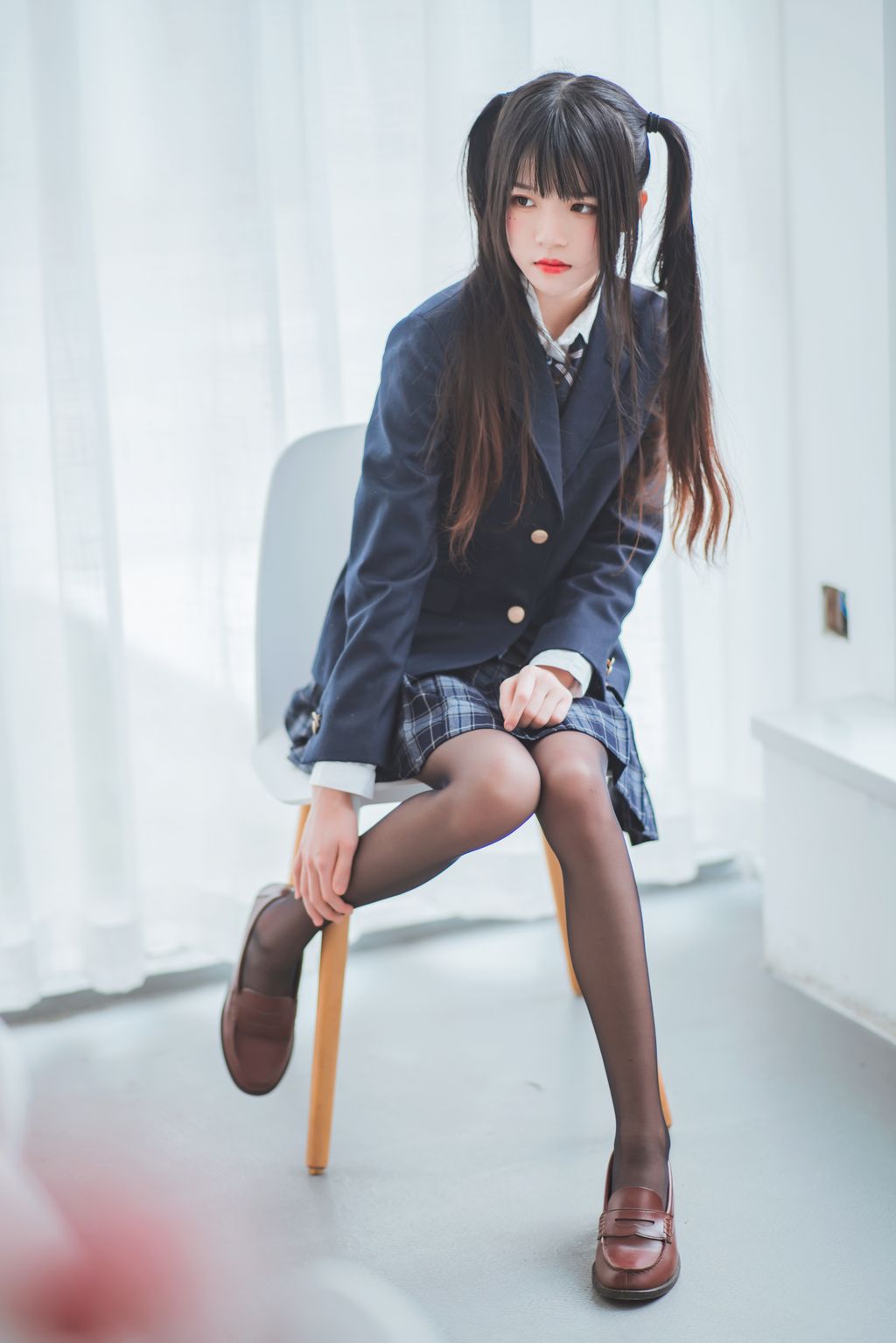 Coser @ 桜 桃 喵 Vol.082 桜 桃 未熟 2 冬季 制服 丝 秀 (45 photos)