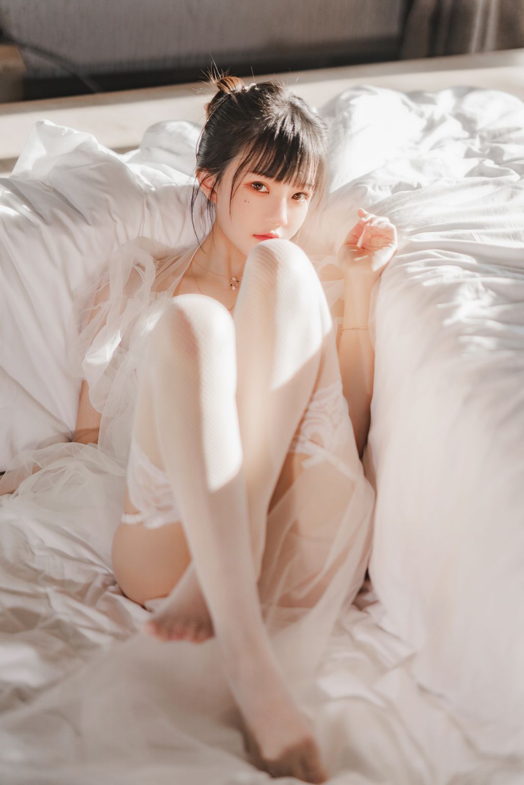 Coser @ 桜 桃 喵 Vol.097 白纱 糖 (69 photos)