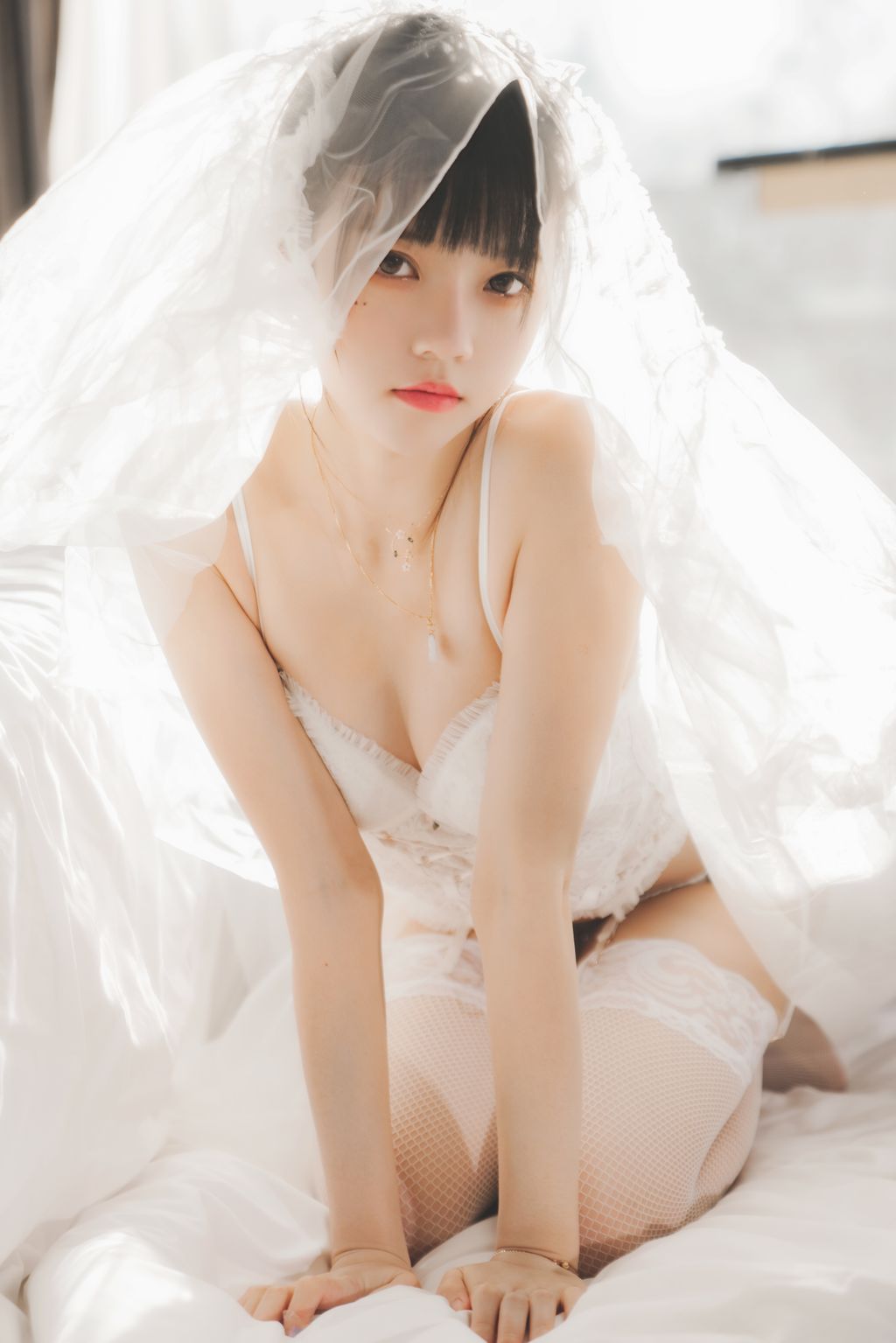 Coser @ 桜 桃 喵 Vol.097 白纱 糖 (69 photos)