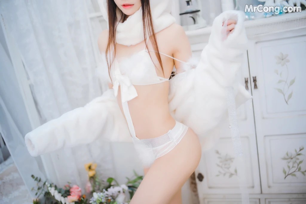 Coser@桜桃喵 Vol.142 小白兔01+02