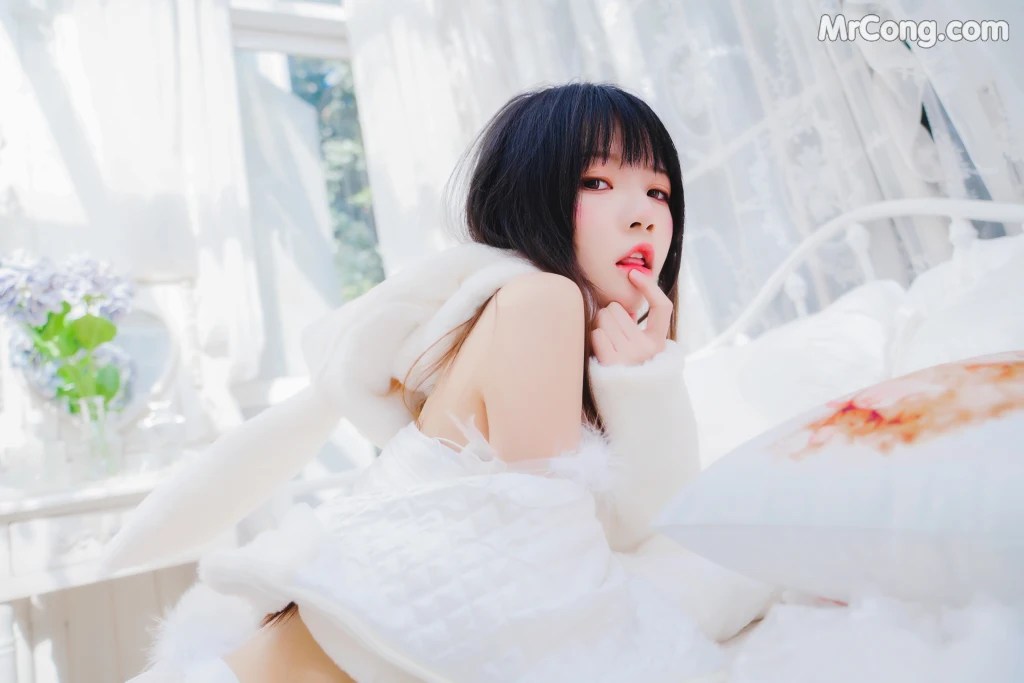 Coser@桜桃喵 Vol.142 小白兔01+02