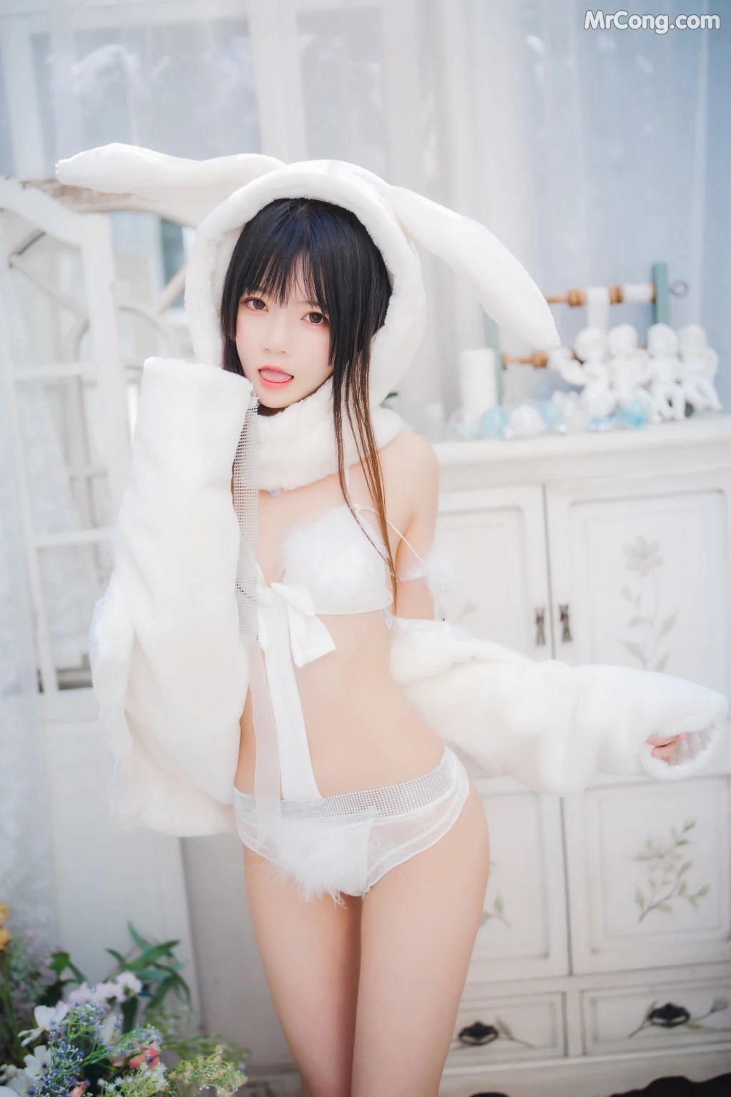 Coser@桜桃喵 Vol.142 小白兔01+02