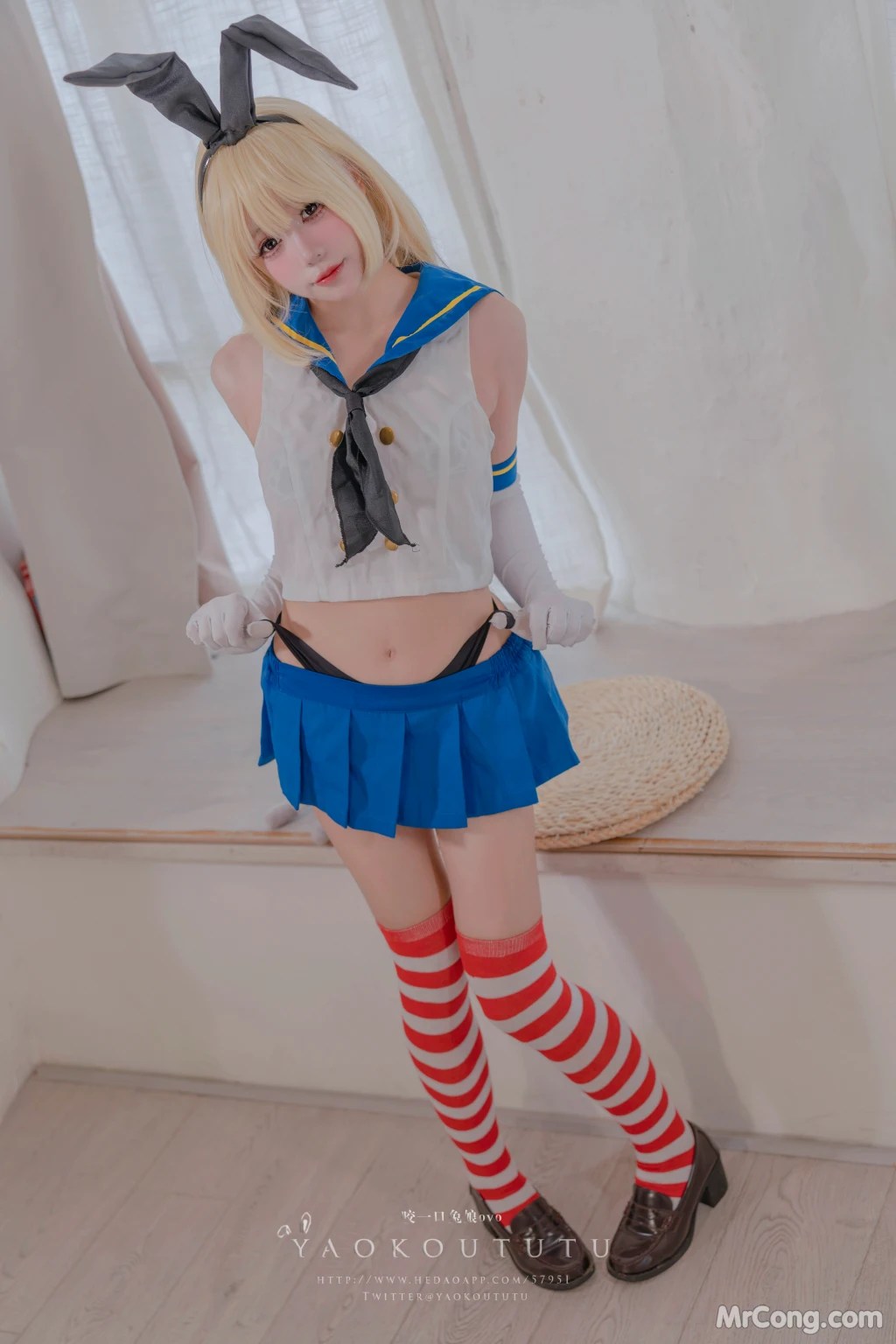 Coser@黏黏团子兔 岛风的修整&Twice (74 photos )