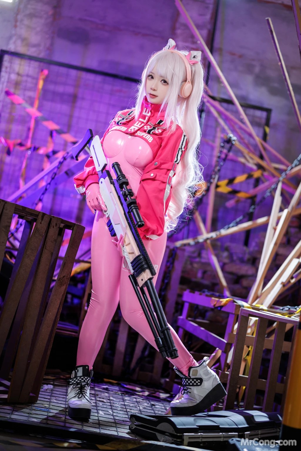 Coser@樱落酱w Nikke胜利女神·爱丽丝 (30 photos)