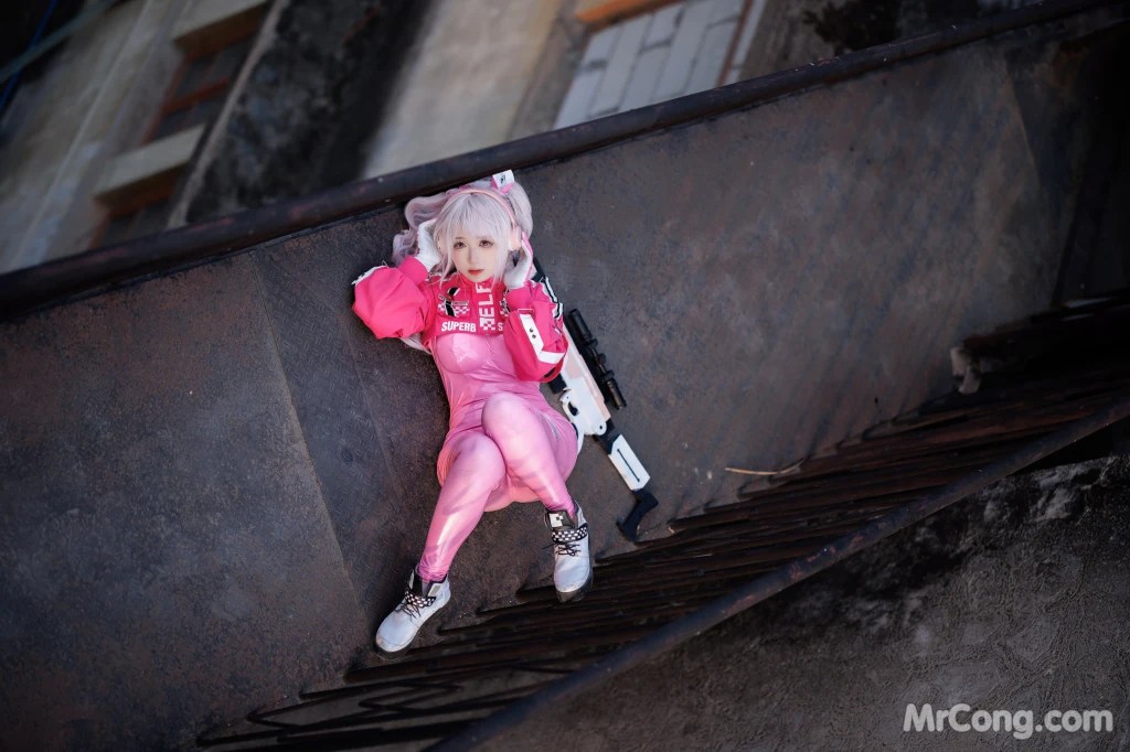 Coser@樱落酱w Nikke胜利女神·爱丽丝 (30 photos)