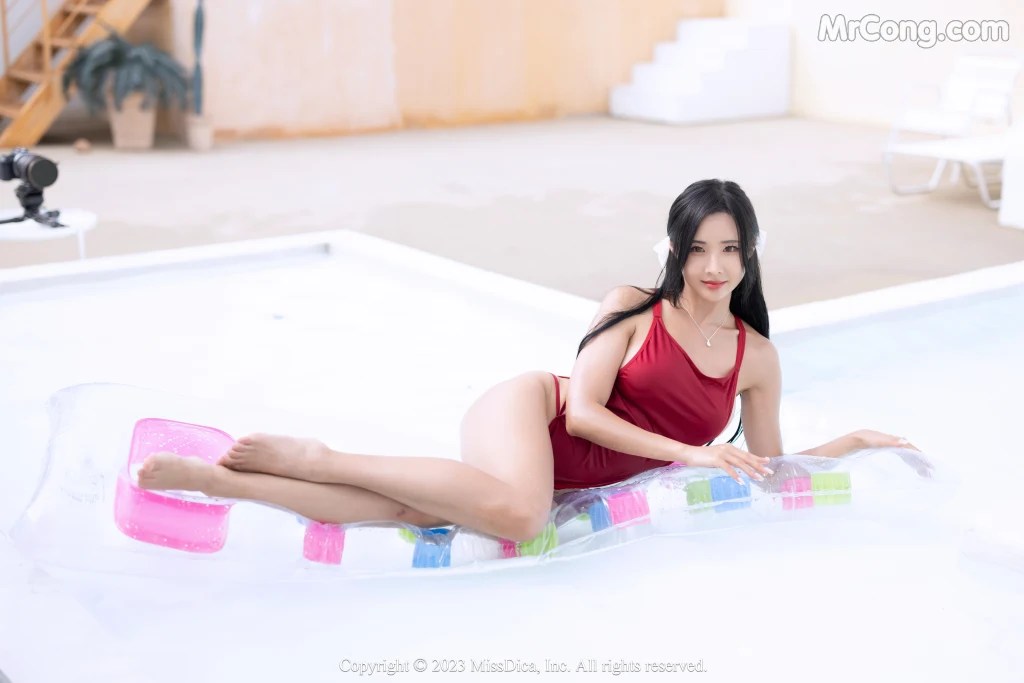 [MissDica] Habin (하빈) Habin’s Rooftop Poolside Fantasy