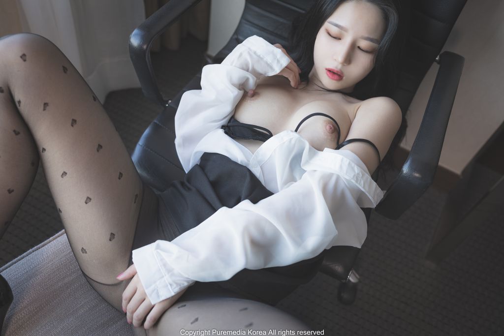 Pure Media Vol.155 Yeha (예하) (113 photos)