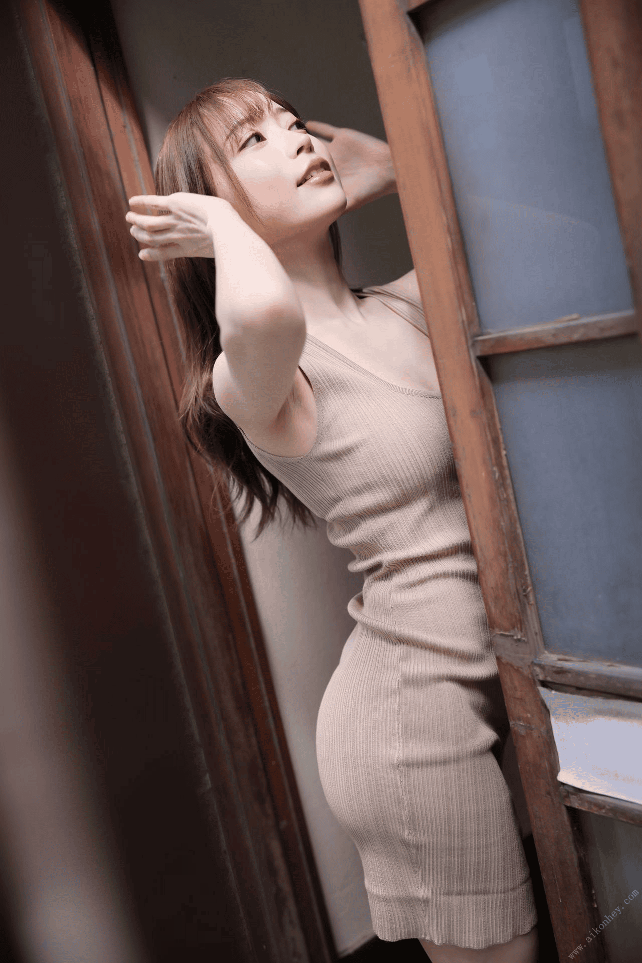 [Photobook] 七瀬アリス ヌード写真集『毎朝、僕を誘惑してくる隣のお宅のアリスさん』