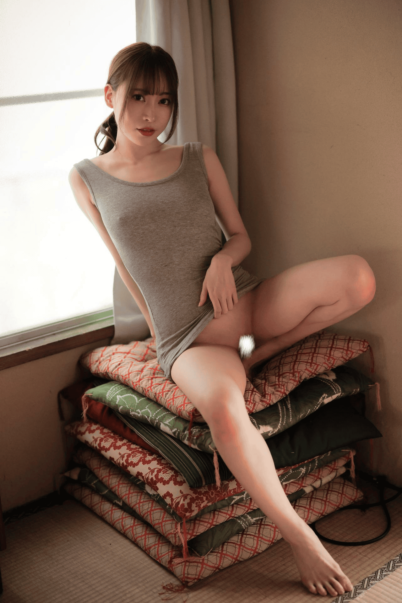 [Photobook] 七瀬アリス ヌード写真集『毎朝、僕を誘惑してくる隣のお宅のアリスさん』