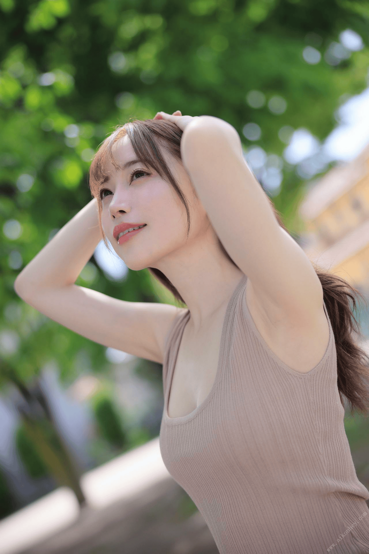 [Photobook] 七瀬アリス ヌード写真集『毎朝、僕を誘惑してくる隣のお宅のアリスさん』