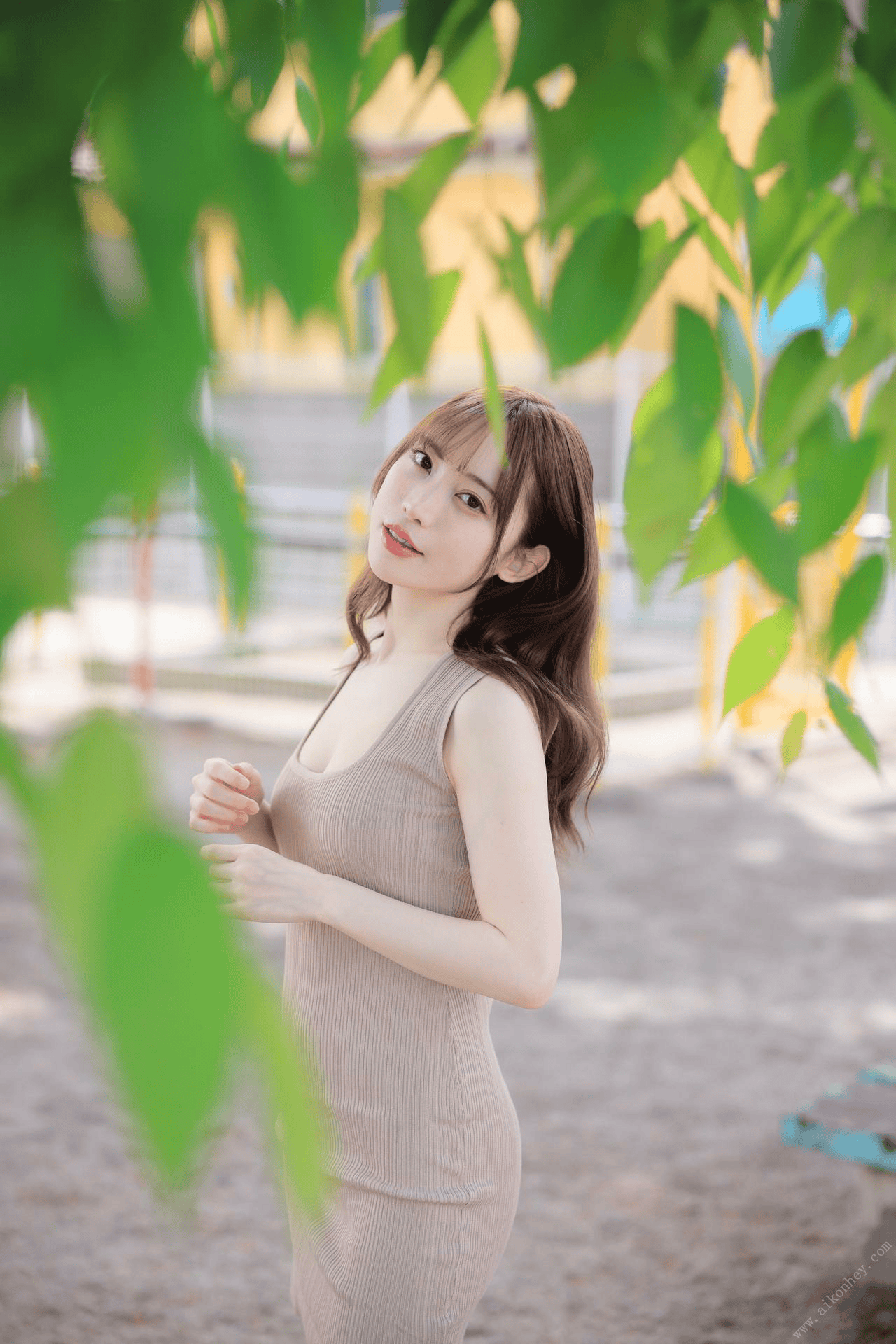[Photobook] 七瀬アリス ヌード写真集『毎朝、僕を誘惑してくる隣のお宅のアリスさん』