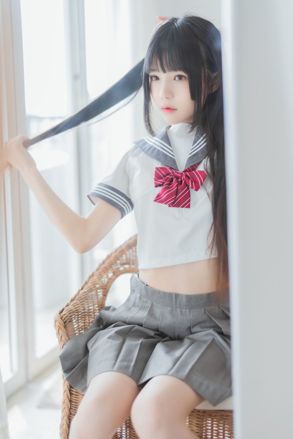 COSER桜桃喵《心形胖次》 [Cosplay美女] 写真集 [111P]