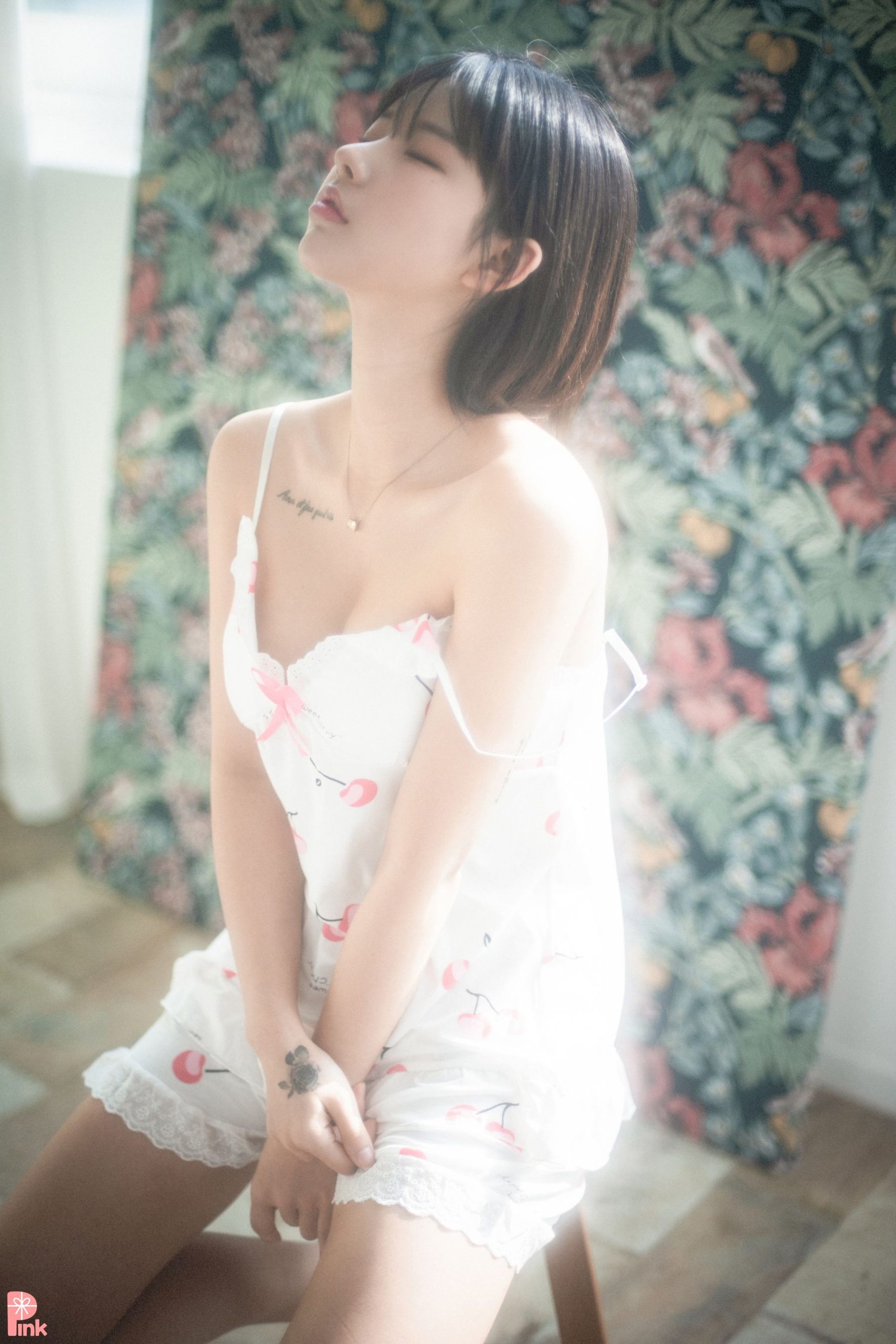 [PINK RIBBON] Uuuha - Floral - 1 [52P]