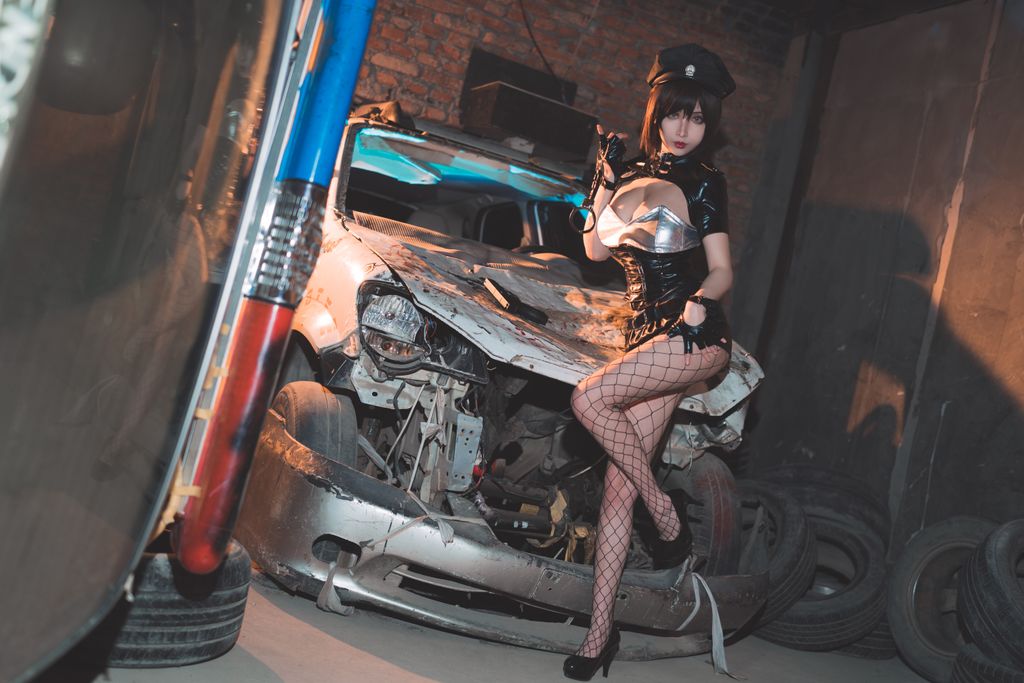 Coser@rioko凉凉子 Vol.035_ 实习警察 [20P]