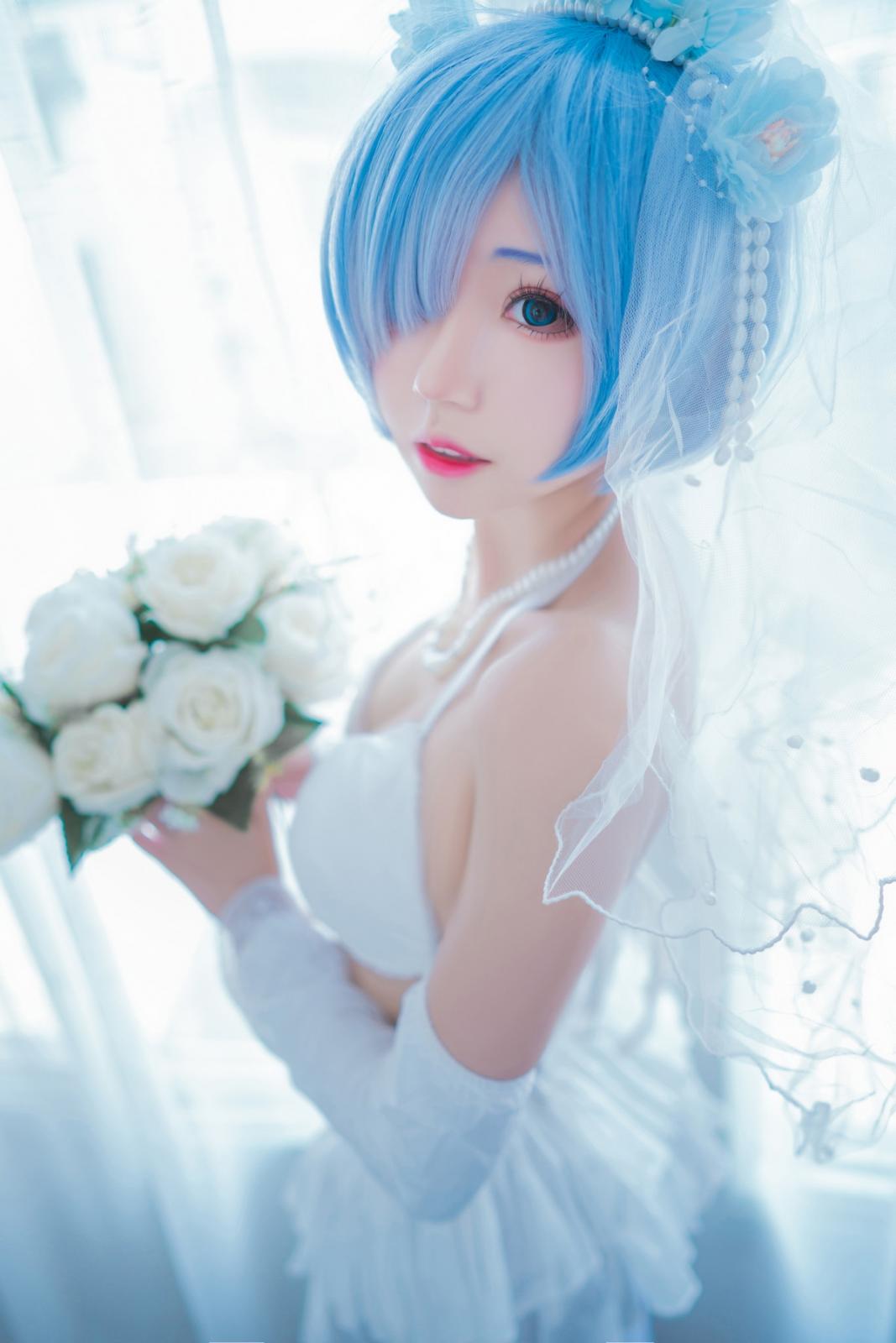 网络美女猫君君MaoJun蕾姆内衣花嫁主题白色内衣配白丝吊袜秀完美身材诱惑写真 [41P]