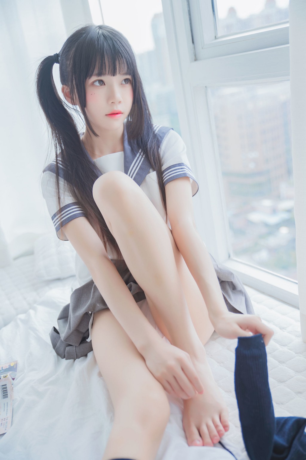 COSER桜桃喵《心形胖次》 [Cosplay美女] 写真集 [111P]