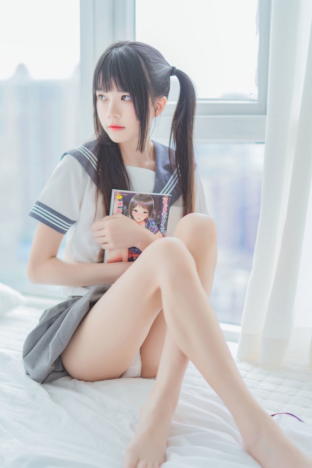 COSER桜桃喵《心形胖次》 [Cosplay美女] 写真集 [111P]