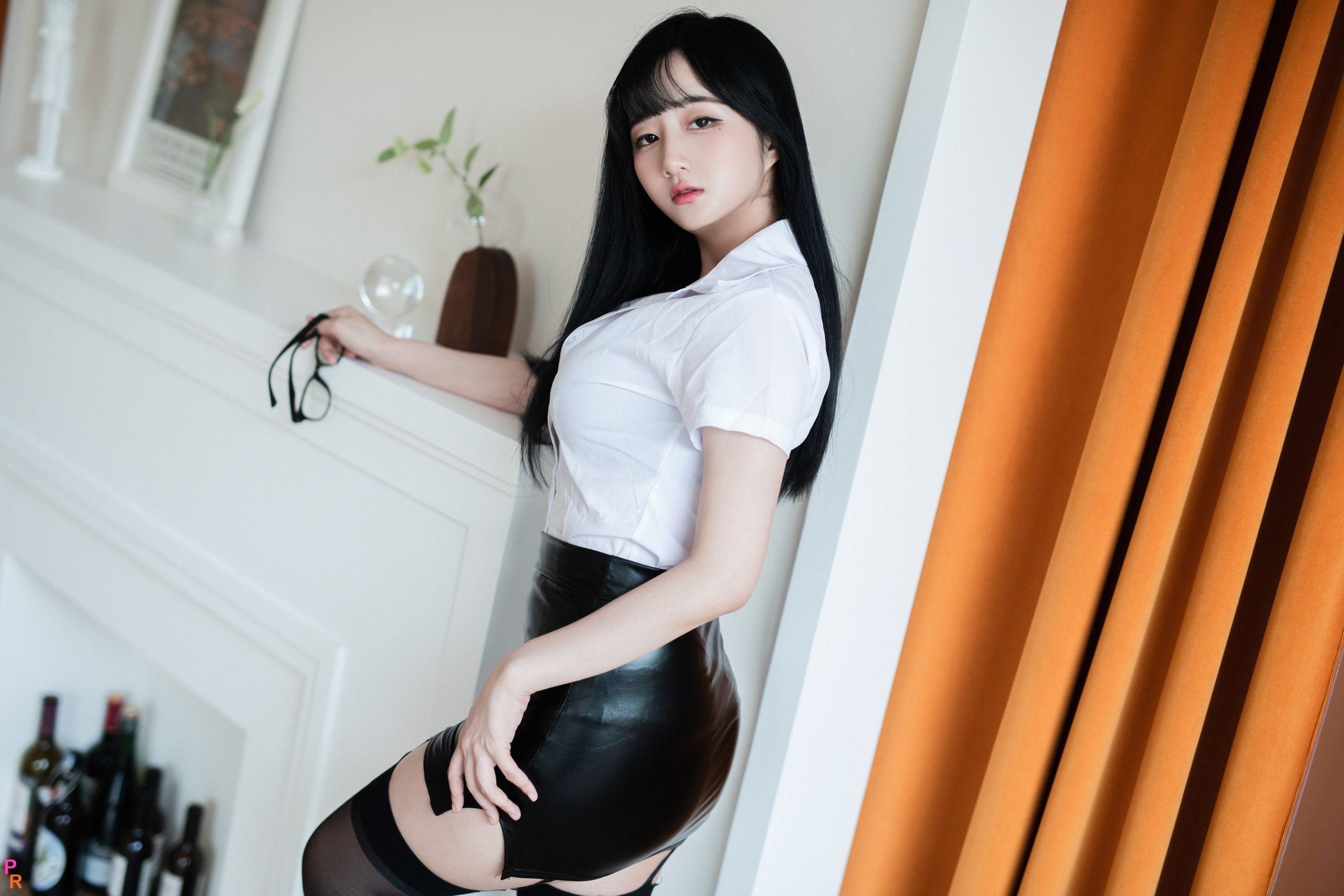 [PINK RIBBON] Jina - Succubus secretary [50P]
