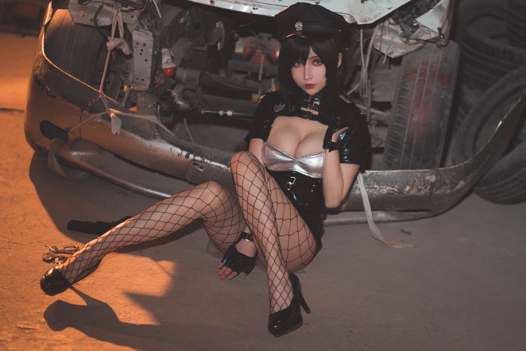 Coser@rioko凉凉子 Vol.035_ 实习警察 [20P]