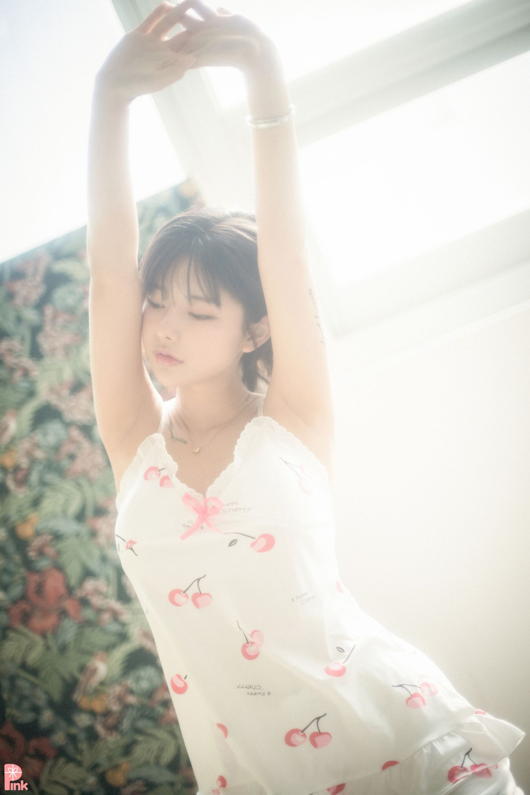 [PINK RIBBON] Uuuha - Floral - 1 [52P]
