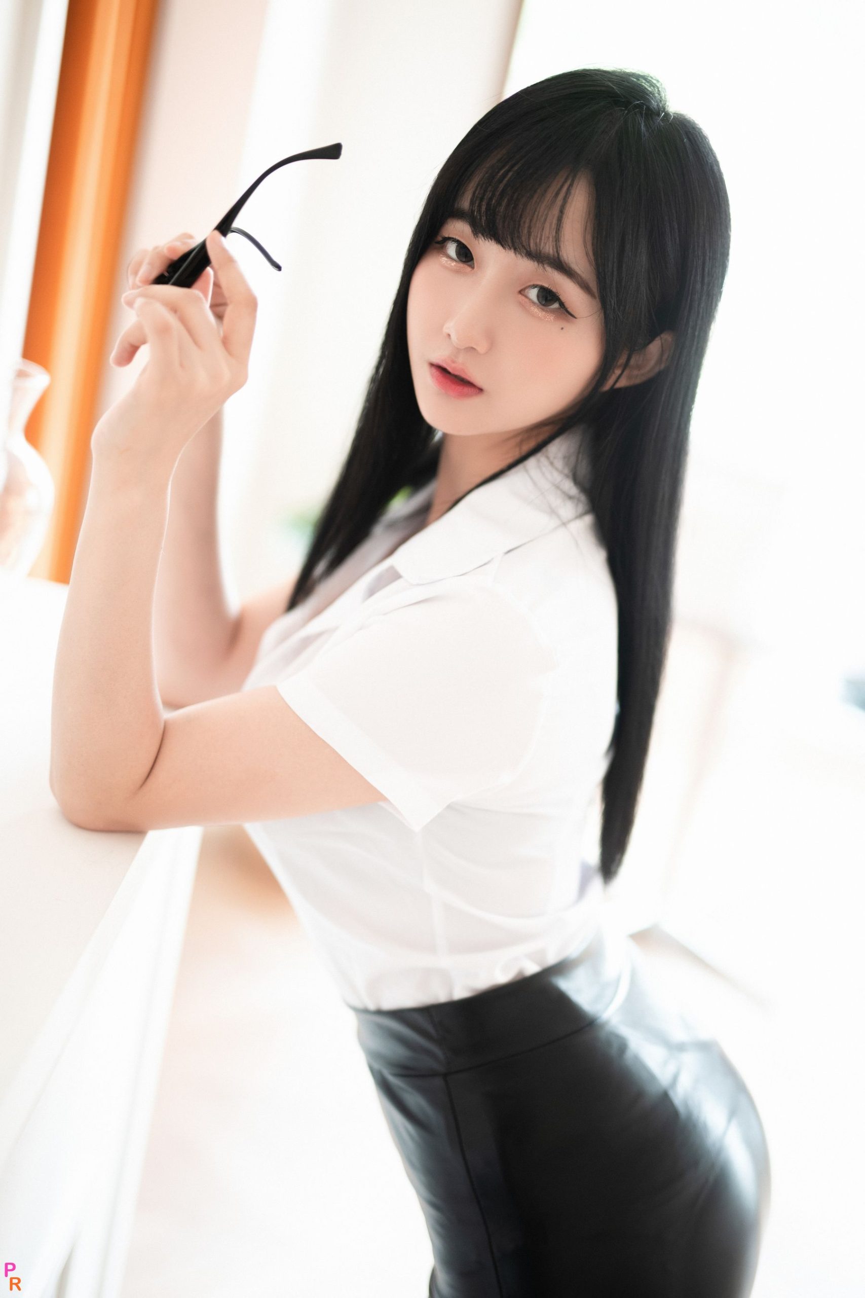 [PINK RIBBON] Jina - Succubus secretary [50P]